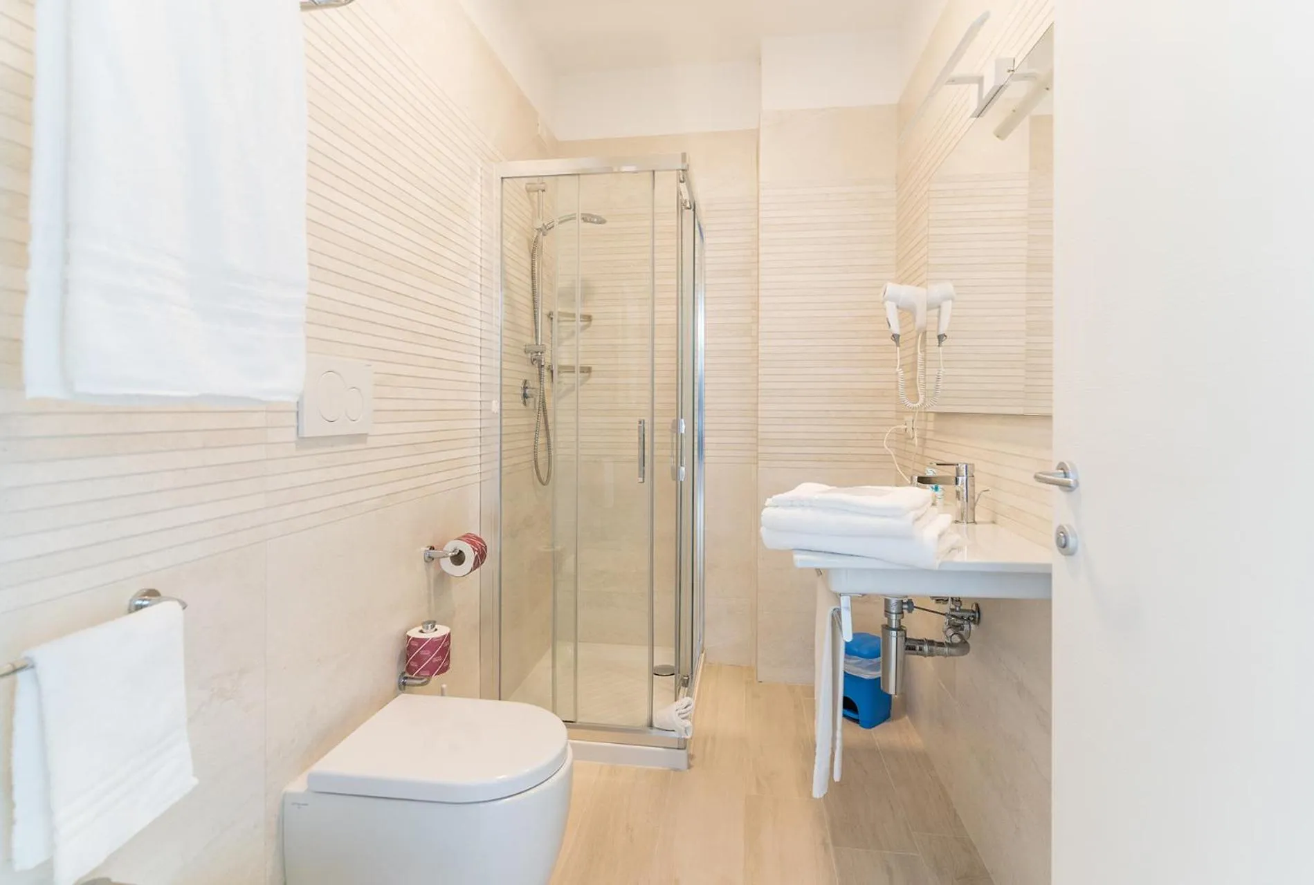 Shower in Residenza Turistica Alberghiera Blue Marine