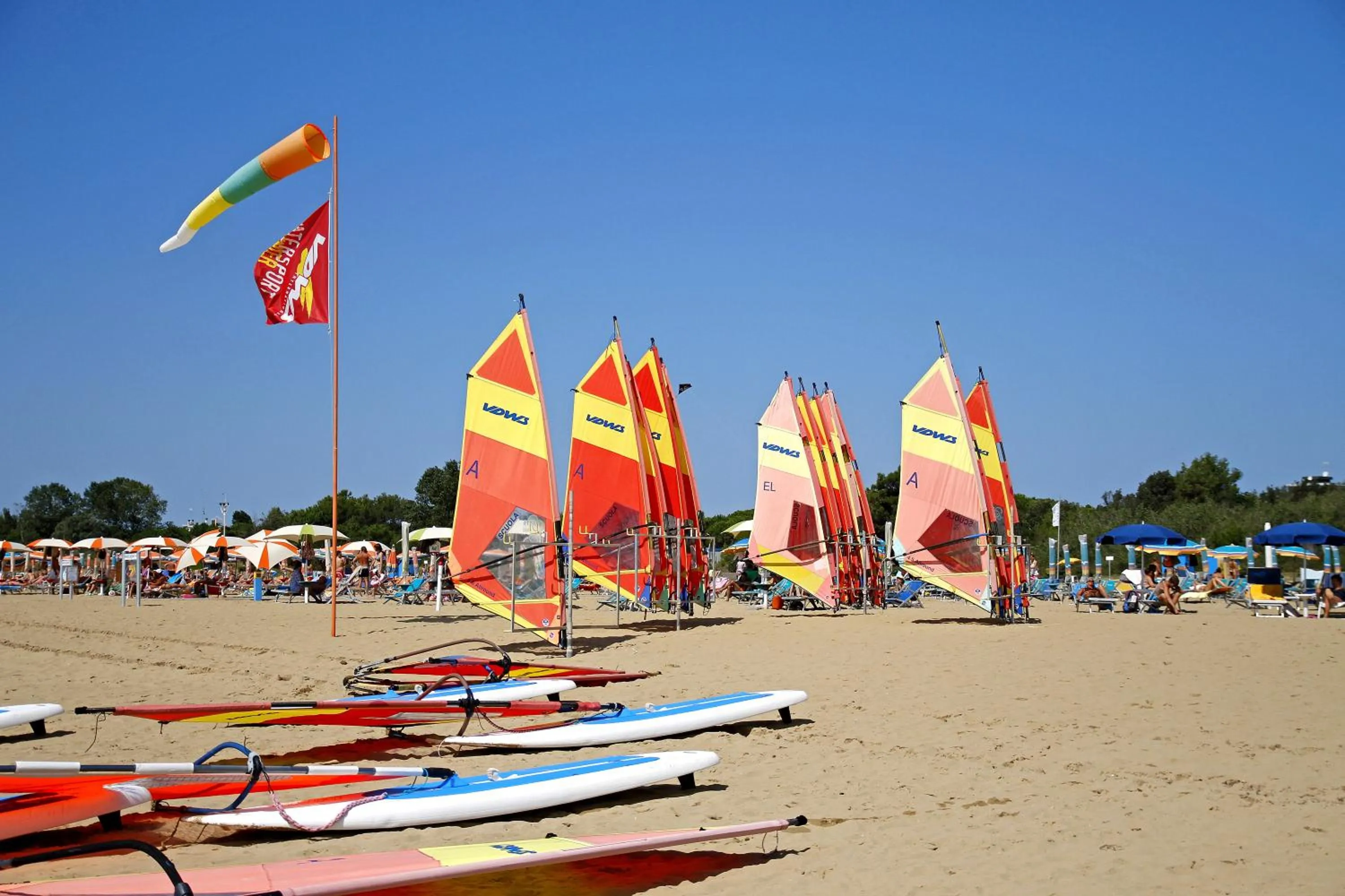 Summer in Residenza Turistica Alberghiera Blue Marine