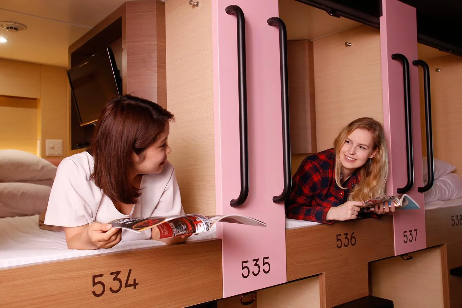 Bed in Y's CABIN&HOTEL Naha Kokusai Street