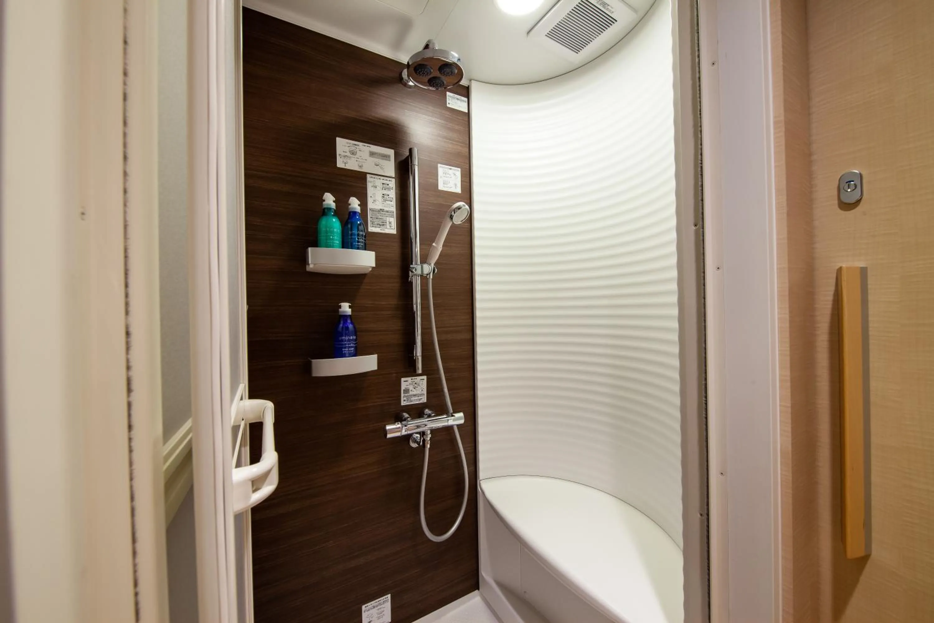 Area and facilities in Y's CABIN&HOTEL Naha Kokusai Street