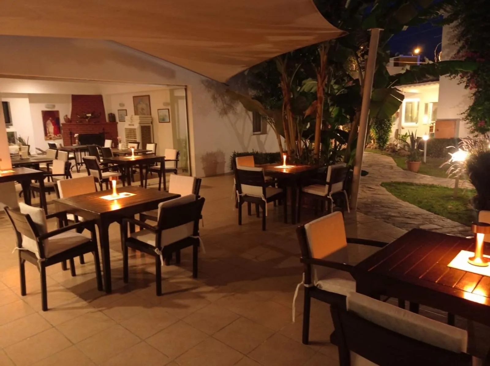 Restaurant/places to eat in Canna Garden Hotel - Adult Only