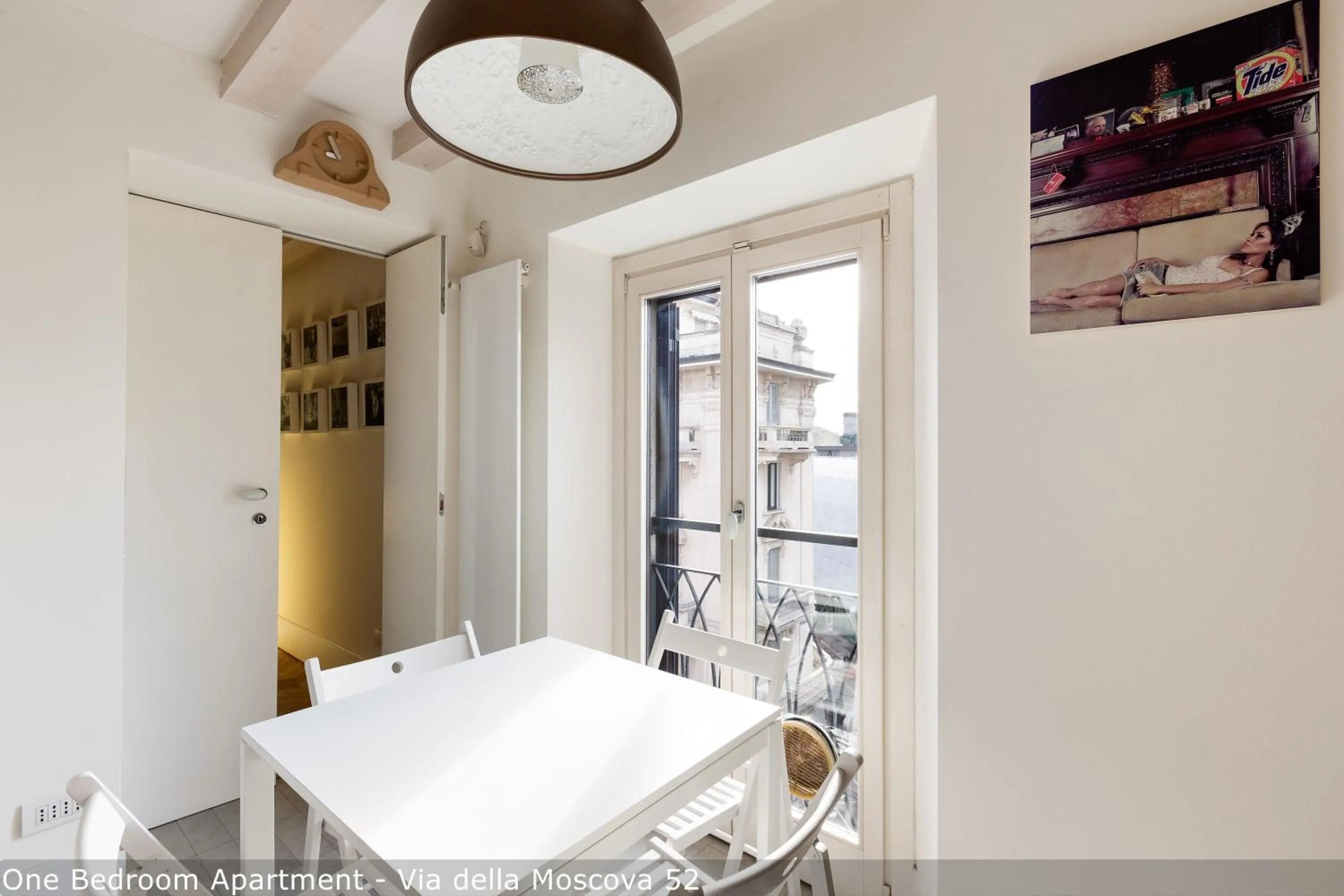 Dining area in Brera Apartments in Moscova