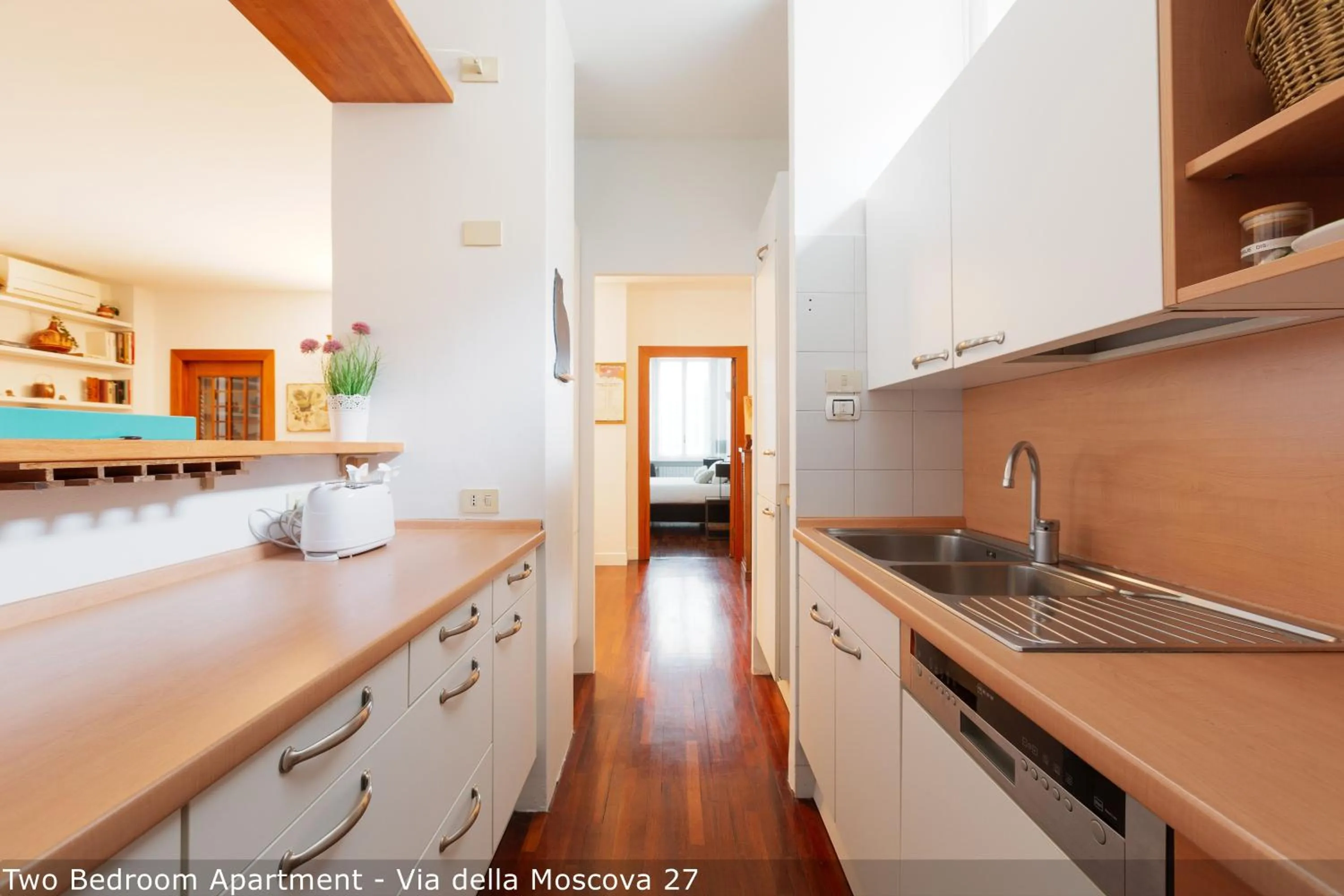 Kitchen or kitchenette in Brera Apartments in Moscova