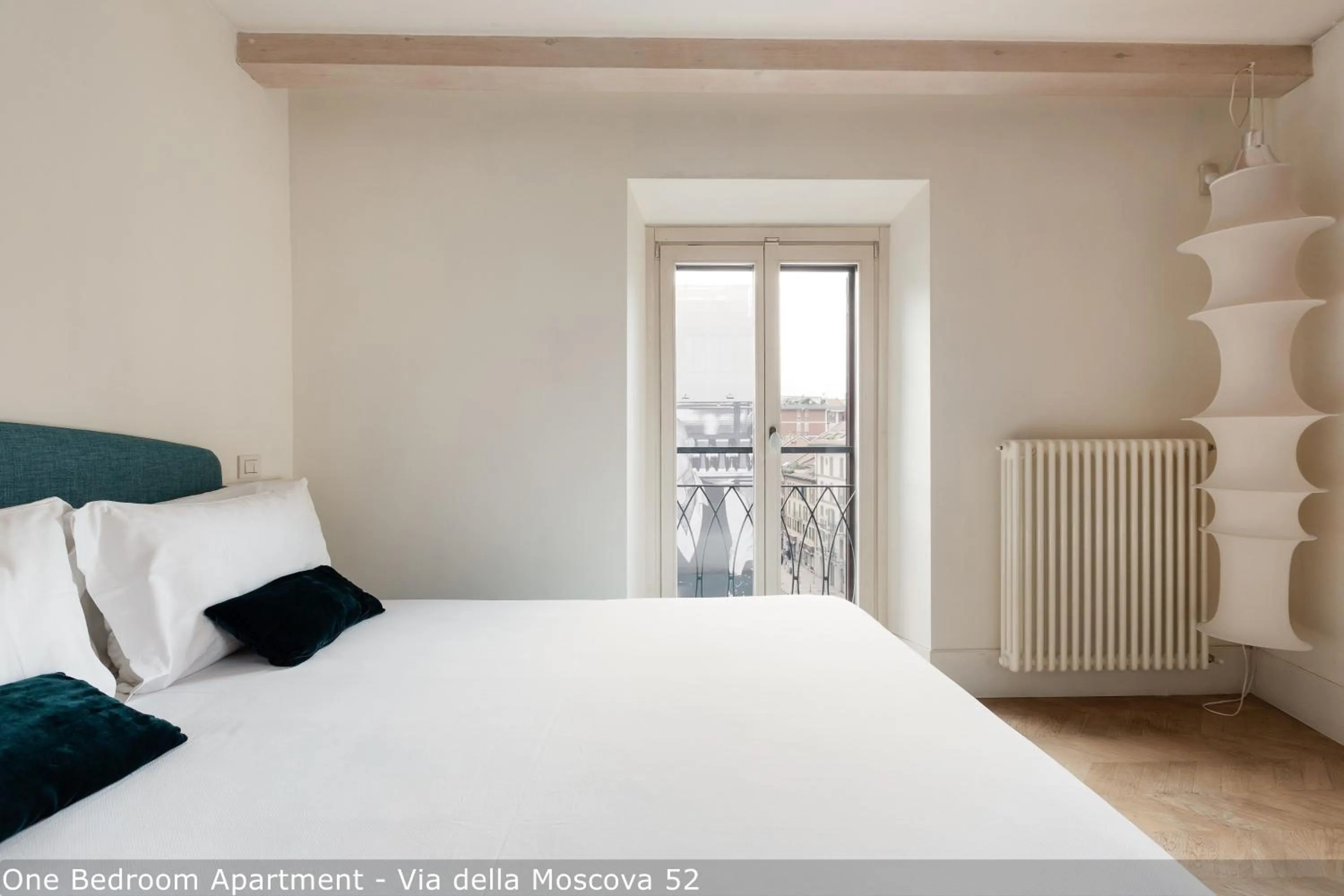 Bed in Brera Apartments in Moscova