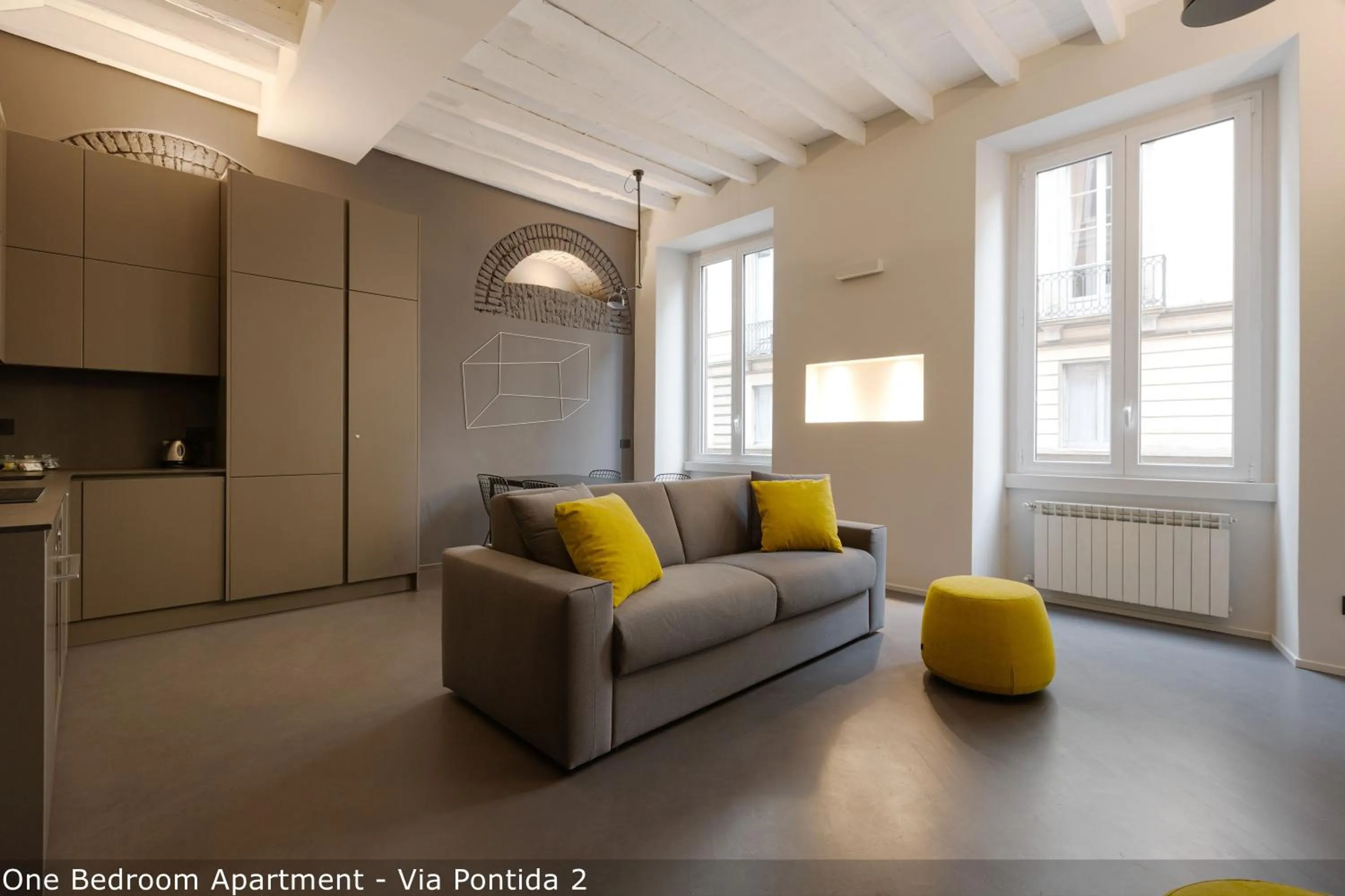 Kitchen or kitchenette in Brera Apartments in Moscova