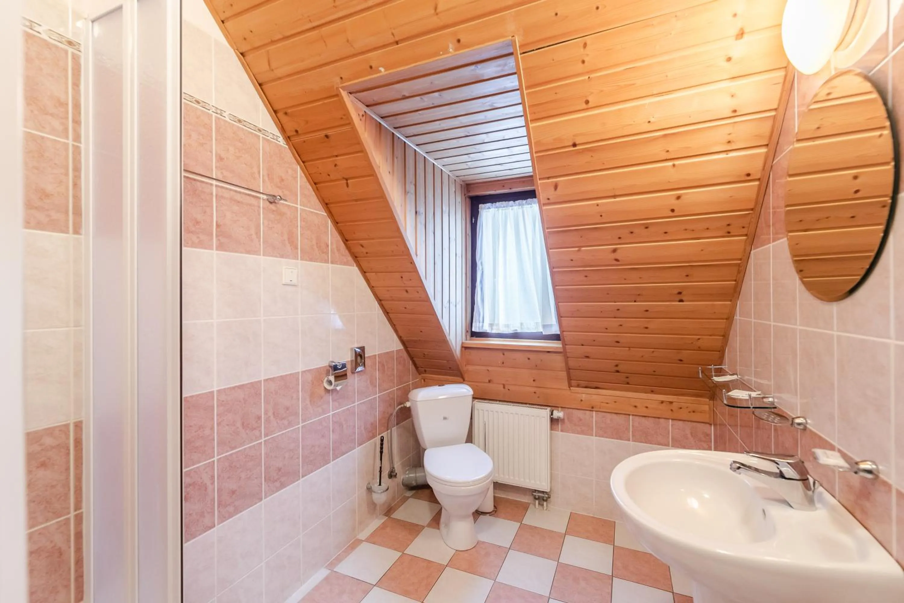 Bathroom in Hotel Perla Jizery