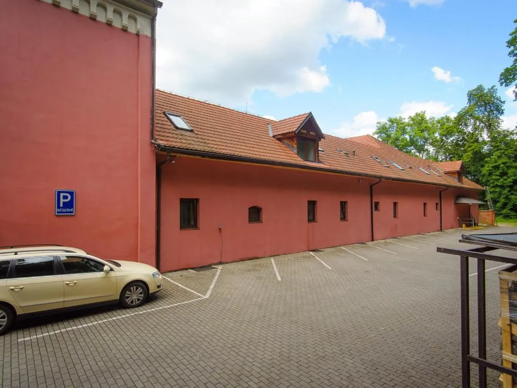 Parking in Hotel STARÝ PIVOVAR