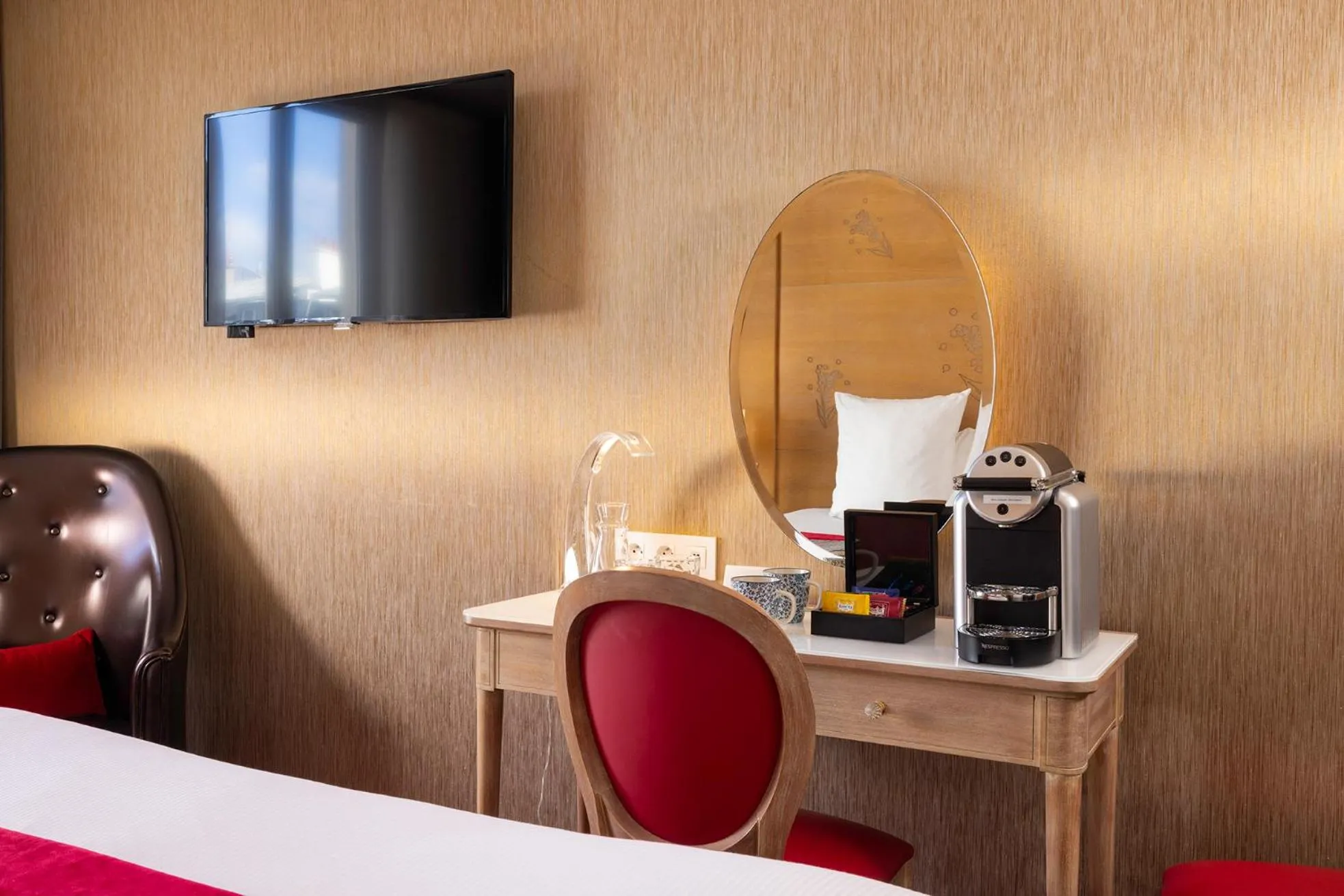 Photo of the whole room, Bed in Hotel Muguet