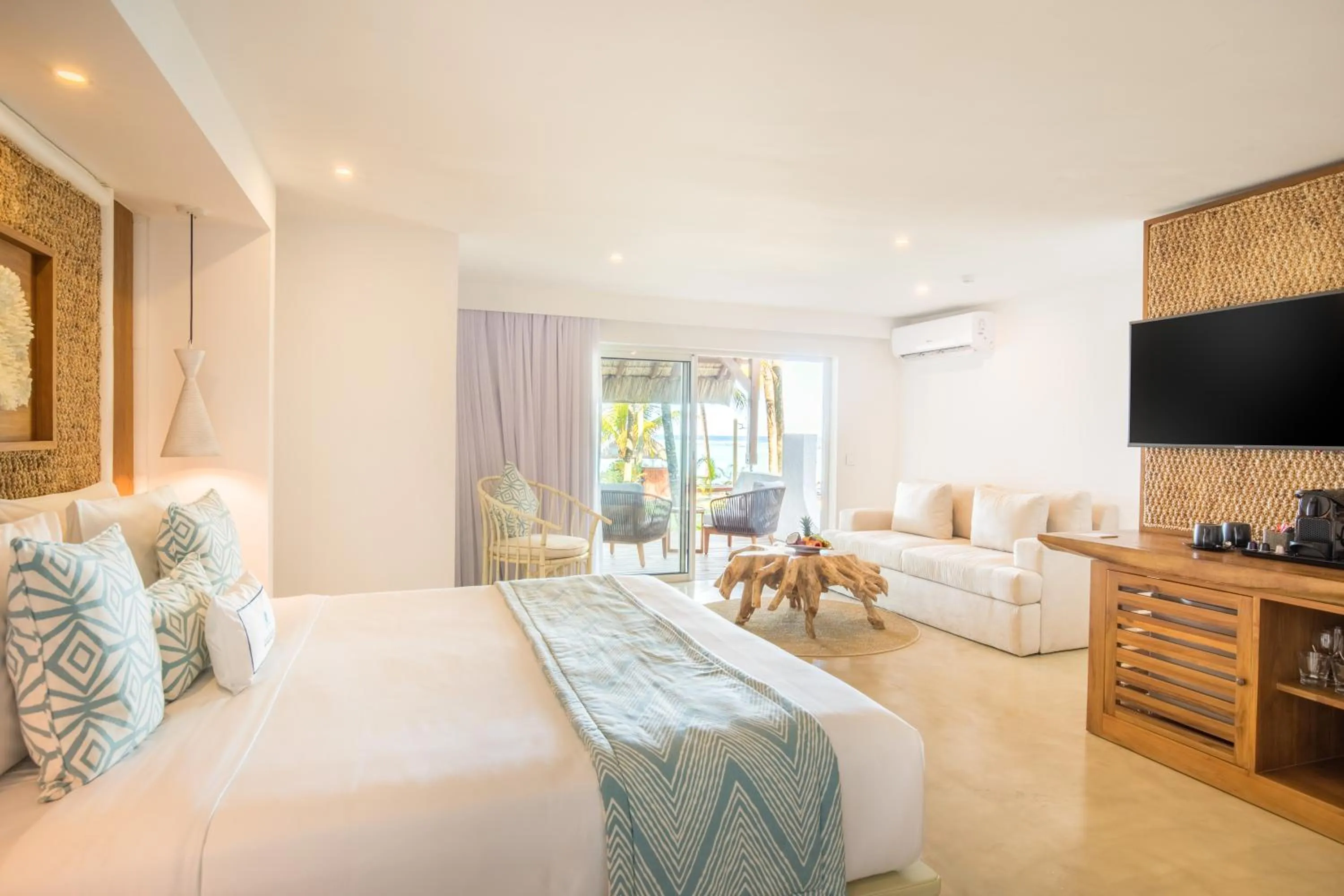 Photo of the whole room, Bed in Seasense Boutique Hotel & Spa