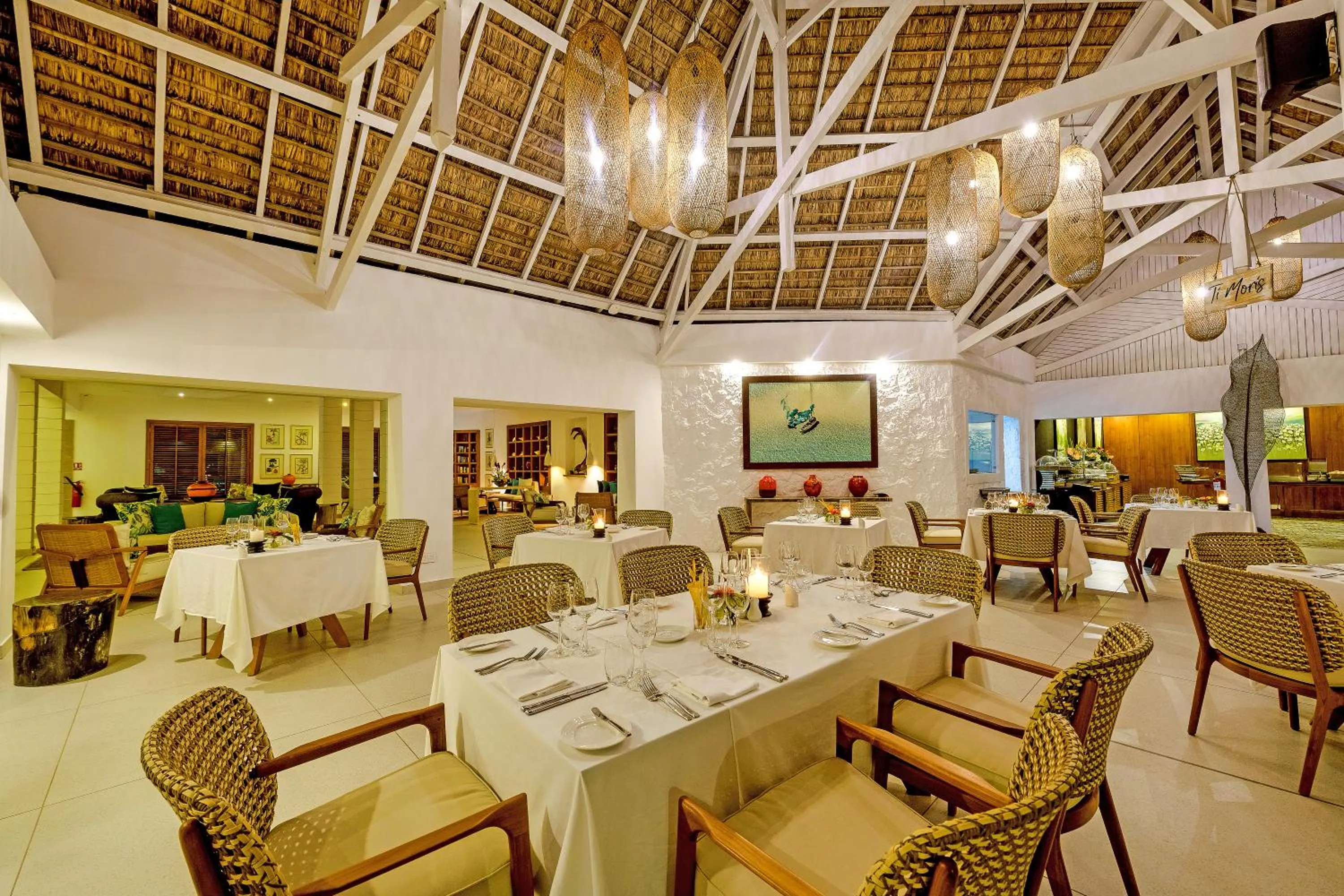 Restaurant/places to eat in Seasense Boutique Hotel & Spa
