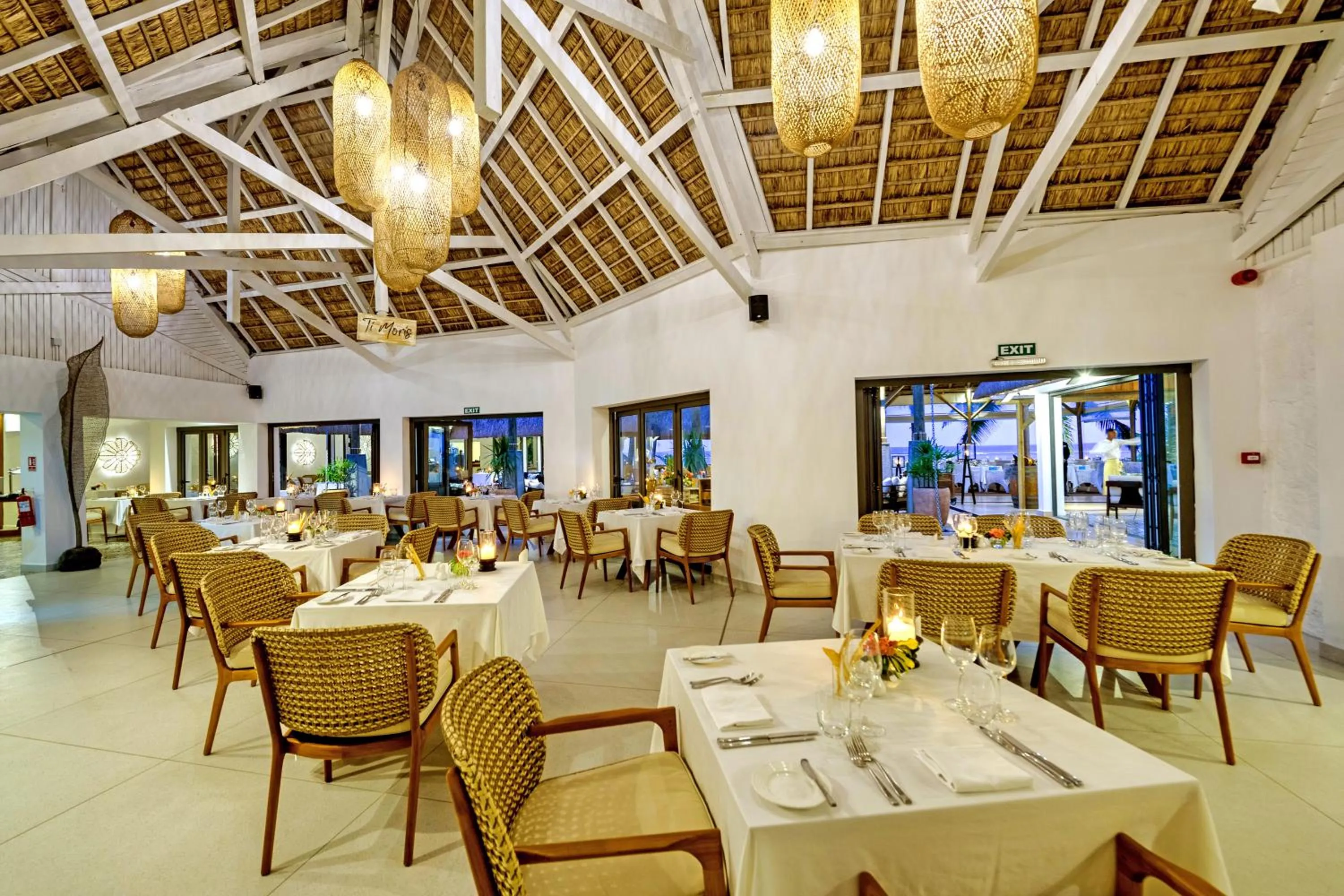 Restaurant/places to eat in Seasense Boutique Hotel & Spa