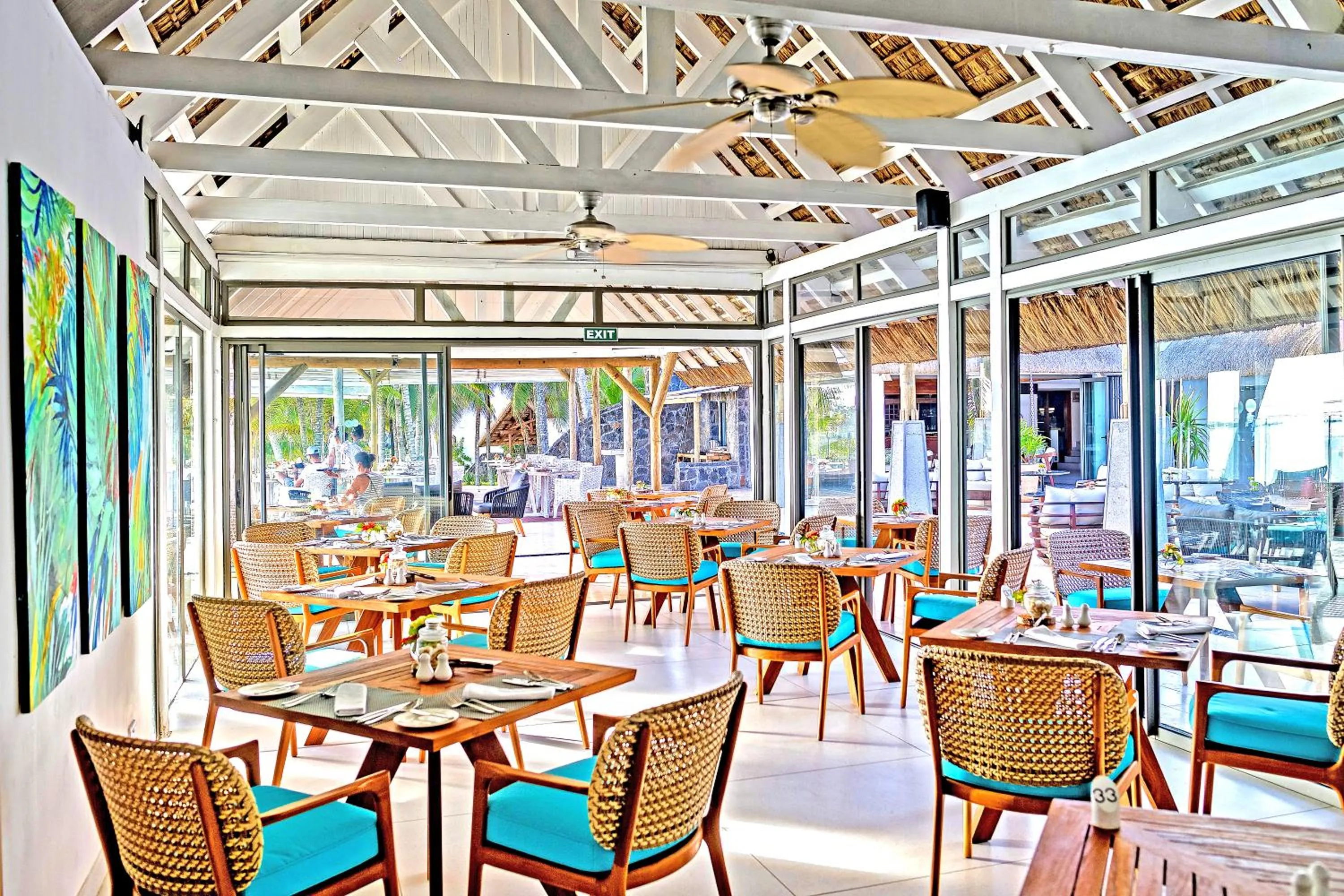 Restaurant/places to eat in Seasense Boutique Hotel & Spa