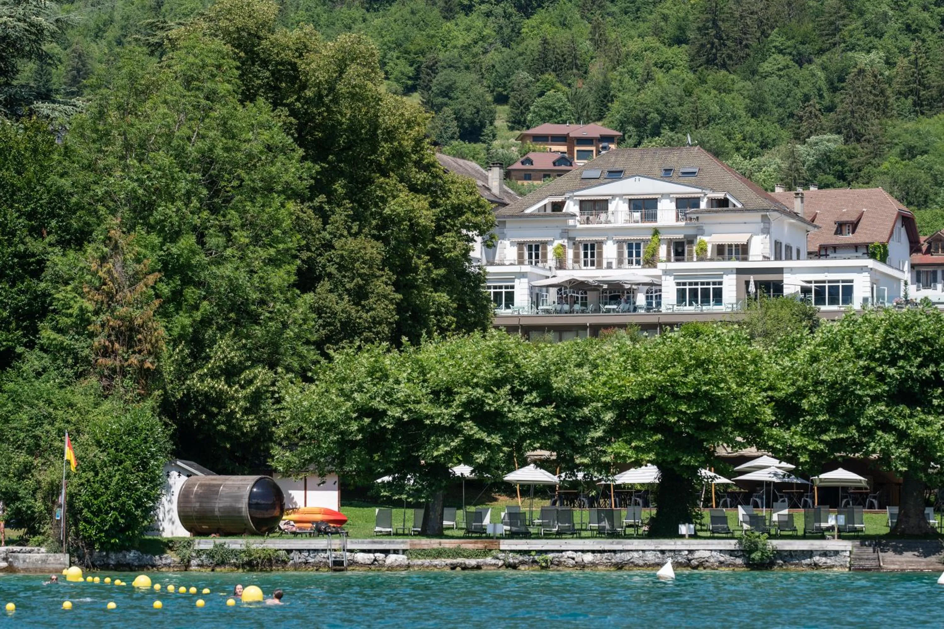 Property building in Hôtel Beau Site Talloires B SPA