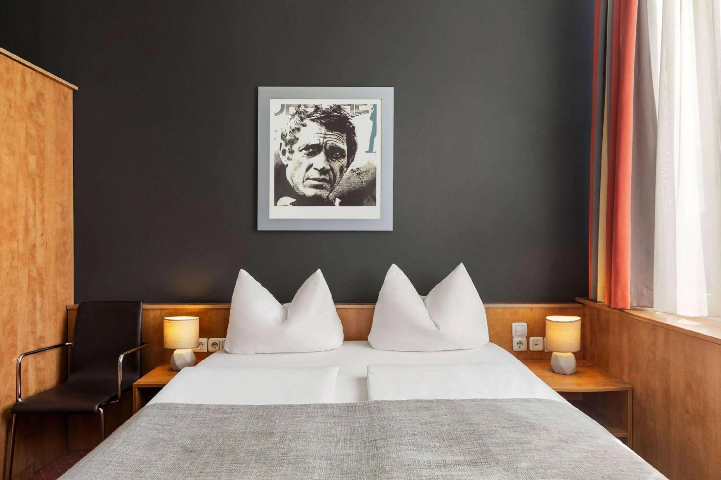 Photo of the whole room, Bed in Amedia Express Passau, Trademark Collection by Wyndham