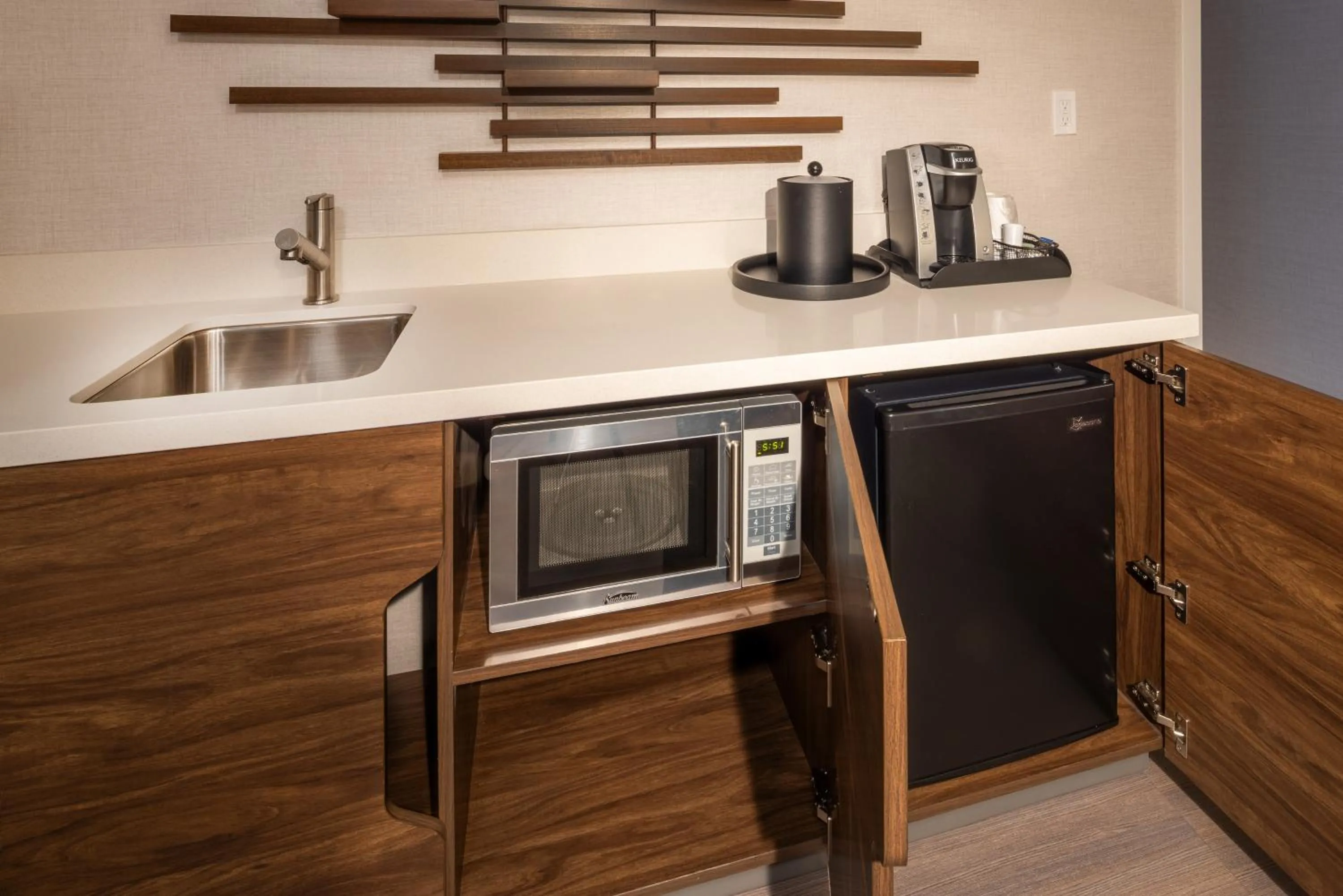 Kitchen or kitchenette in Hampton Inn Pullman