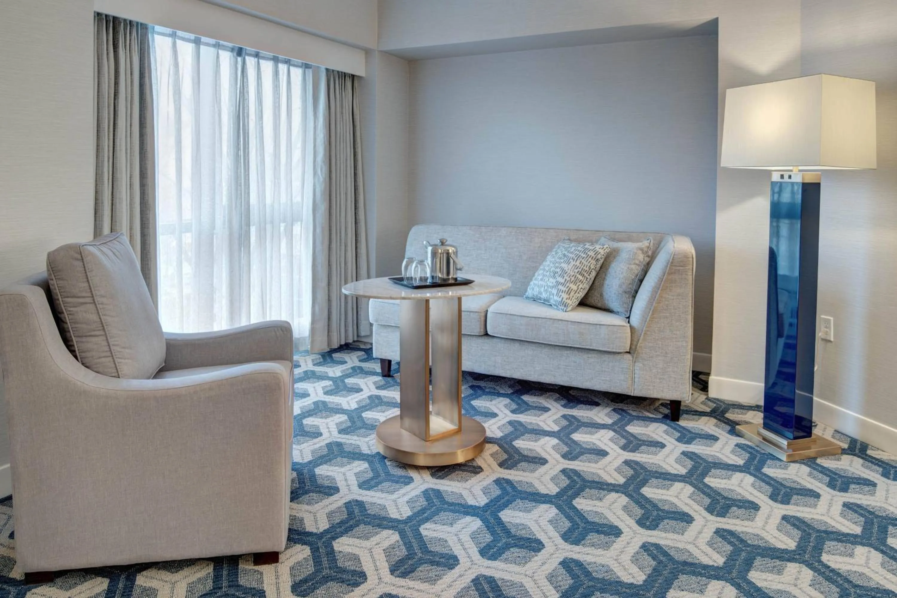 Photo of the whole room in Sheraton Eatontown Hotel