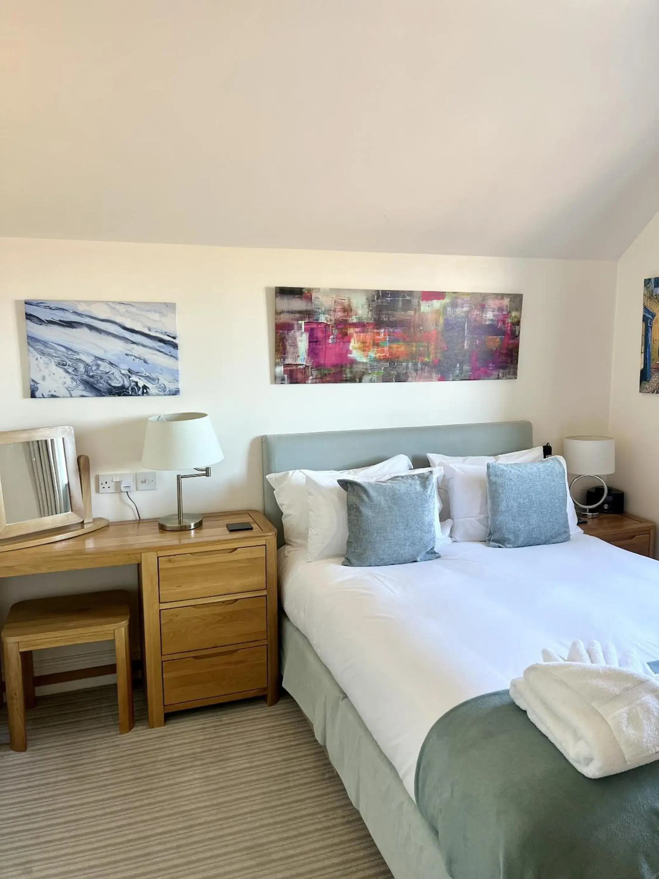 Deluxe Double Room with Shower - single occupancy in The Parson Woodforde Deluxe Double Room with Shower - single occupancy in The Parson Woodforde
