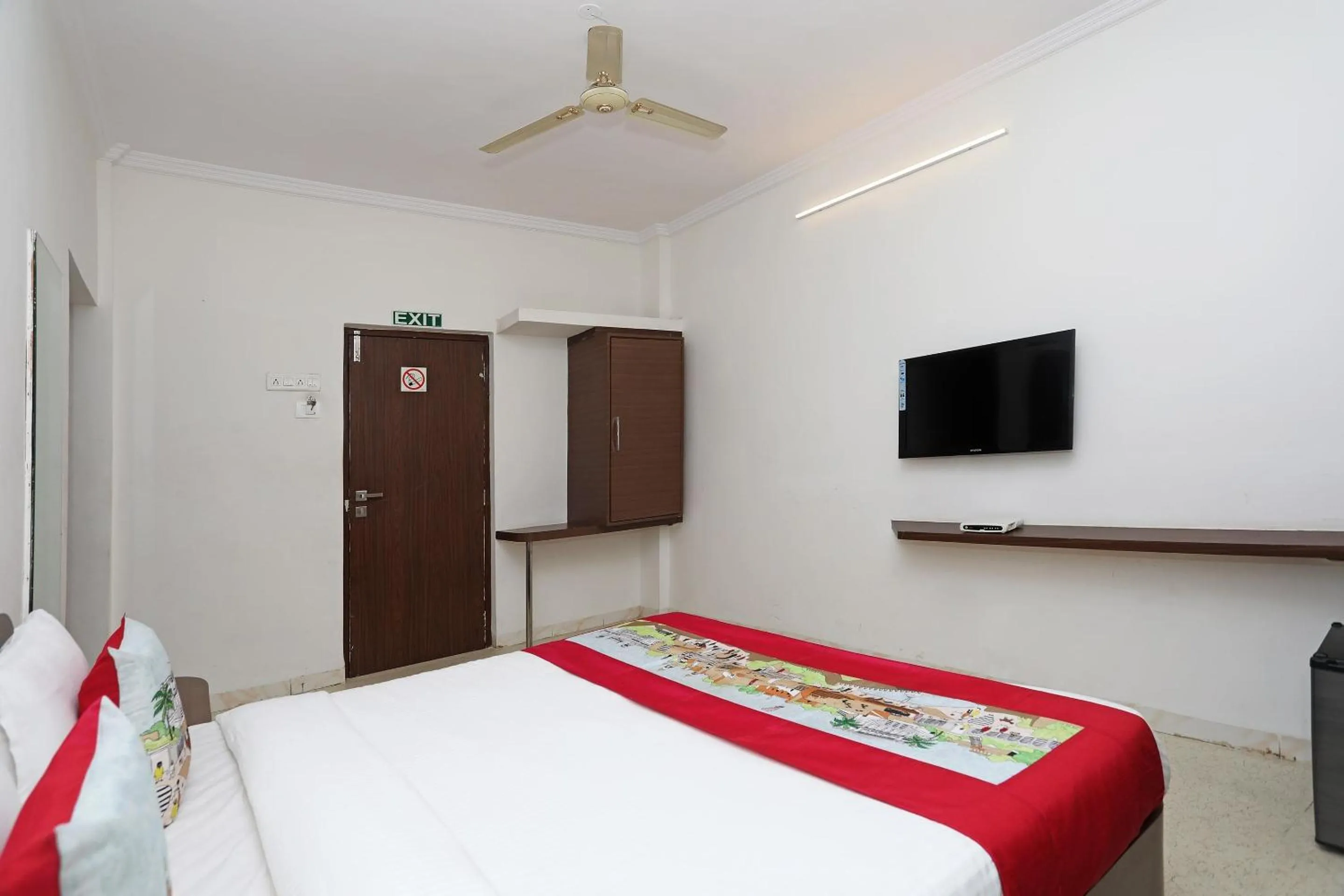 Bedroom, Bed in Hotel O 10671 Hotel Sai Prem