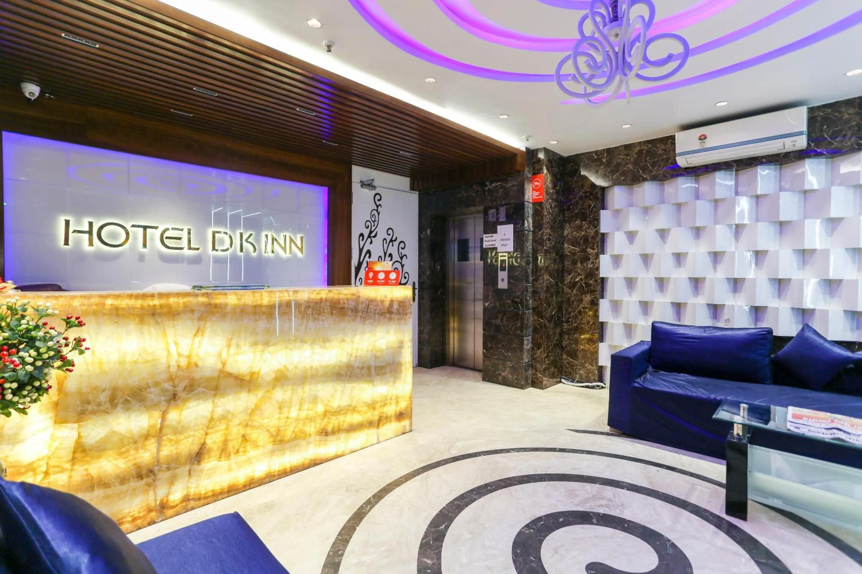 Lobby or reception in Super Hotel O Dk Inn Near Kalighat Kali Temple