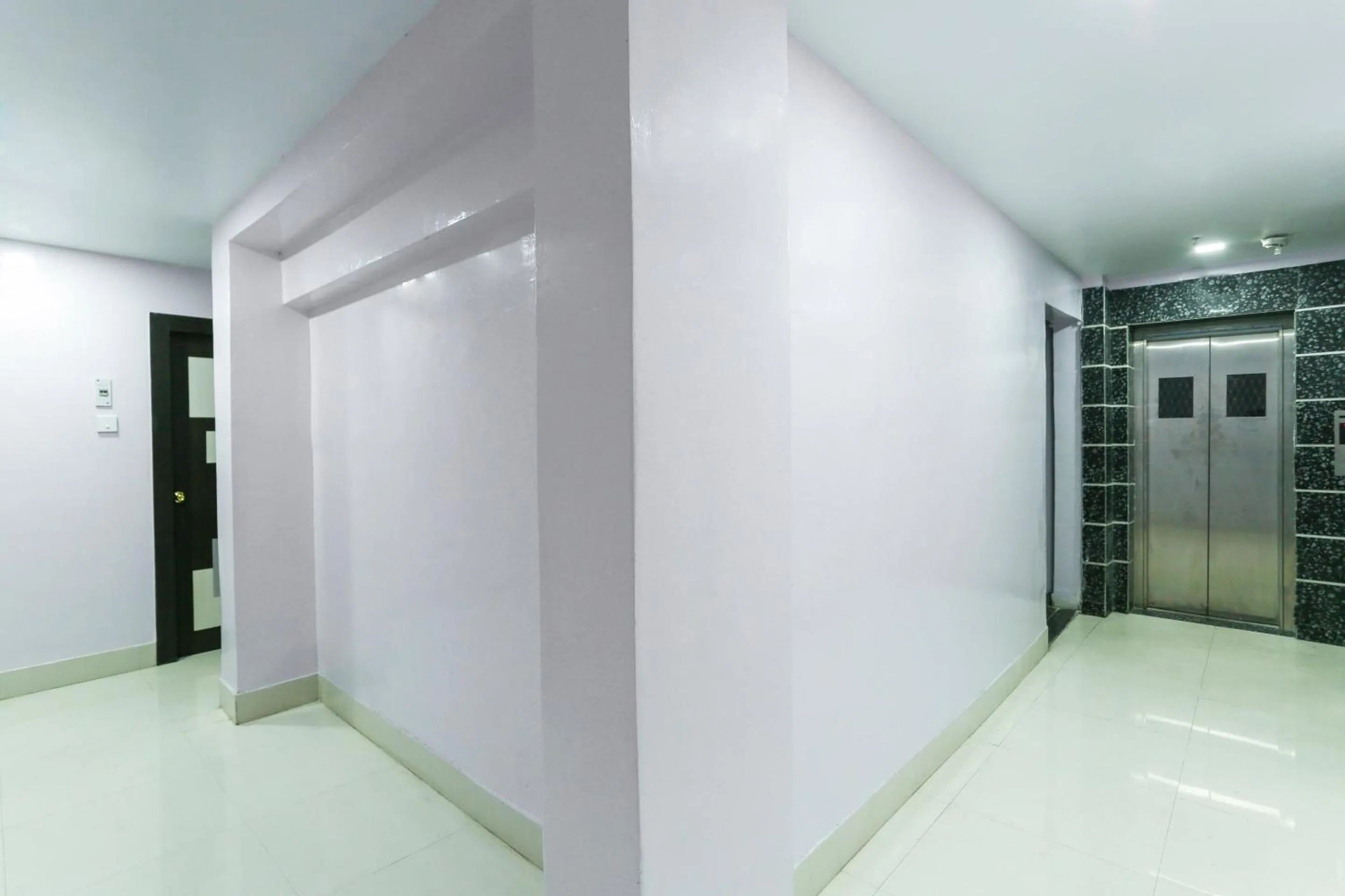 Lobby or reception in Super Hotel O Dk Inn Near Kalighat Kali Temple