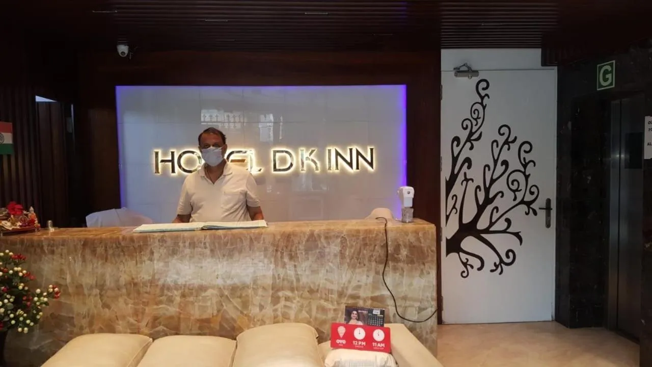 Lobby or reception in Super Hotel O Dk Inn Near Kalighat Kali Temple