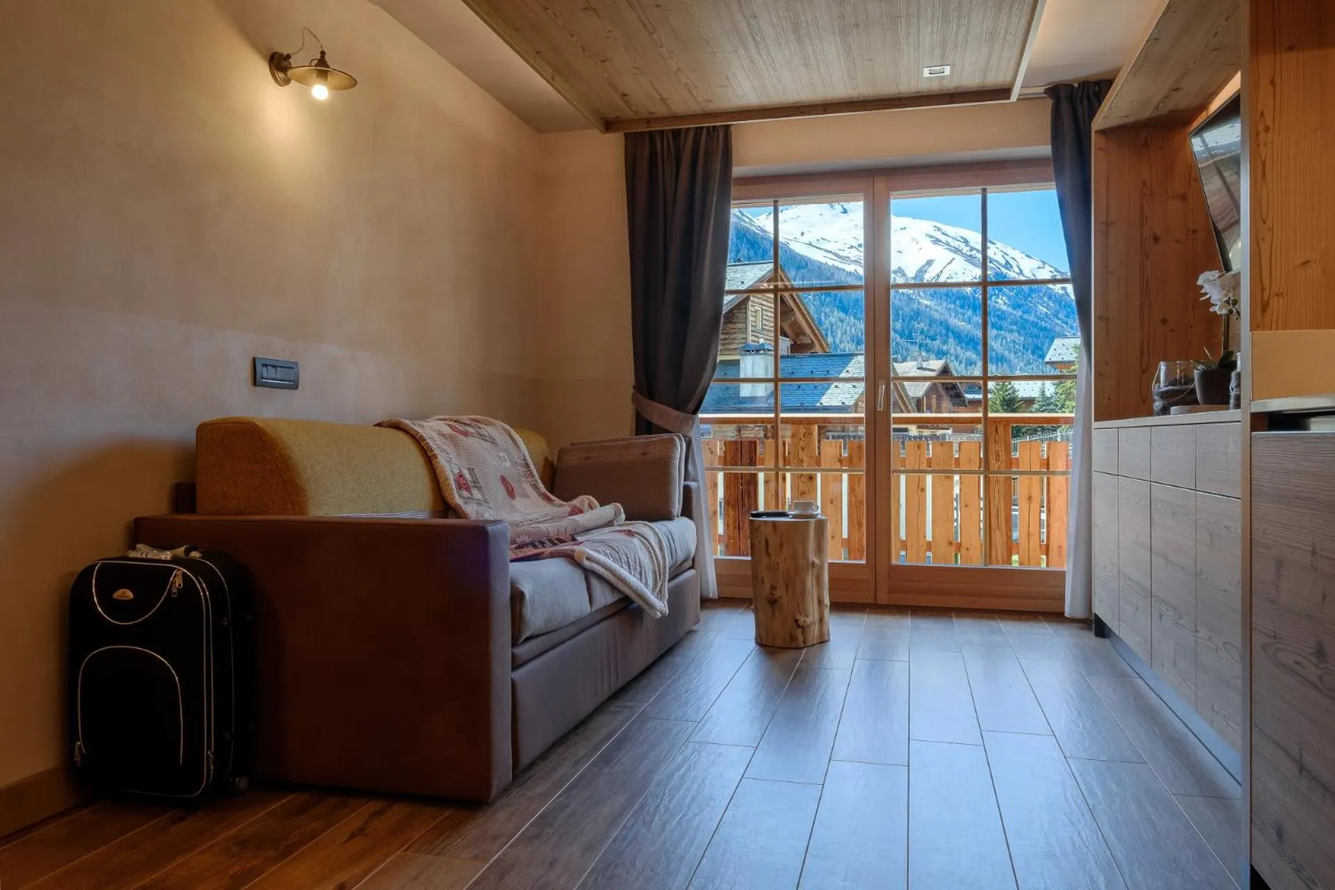 Living room, Bed in Chalet Bellavista