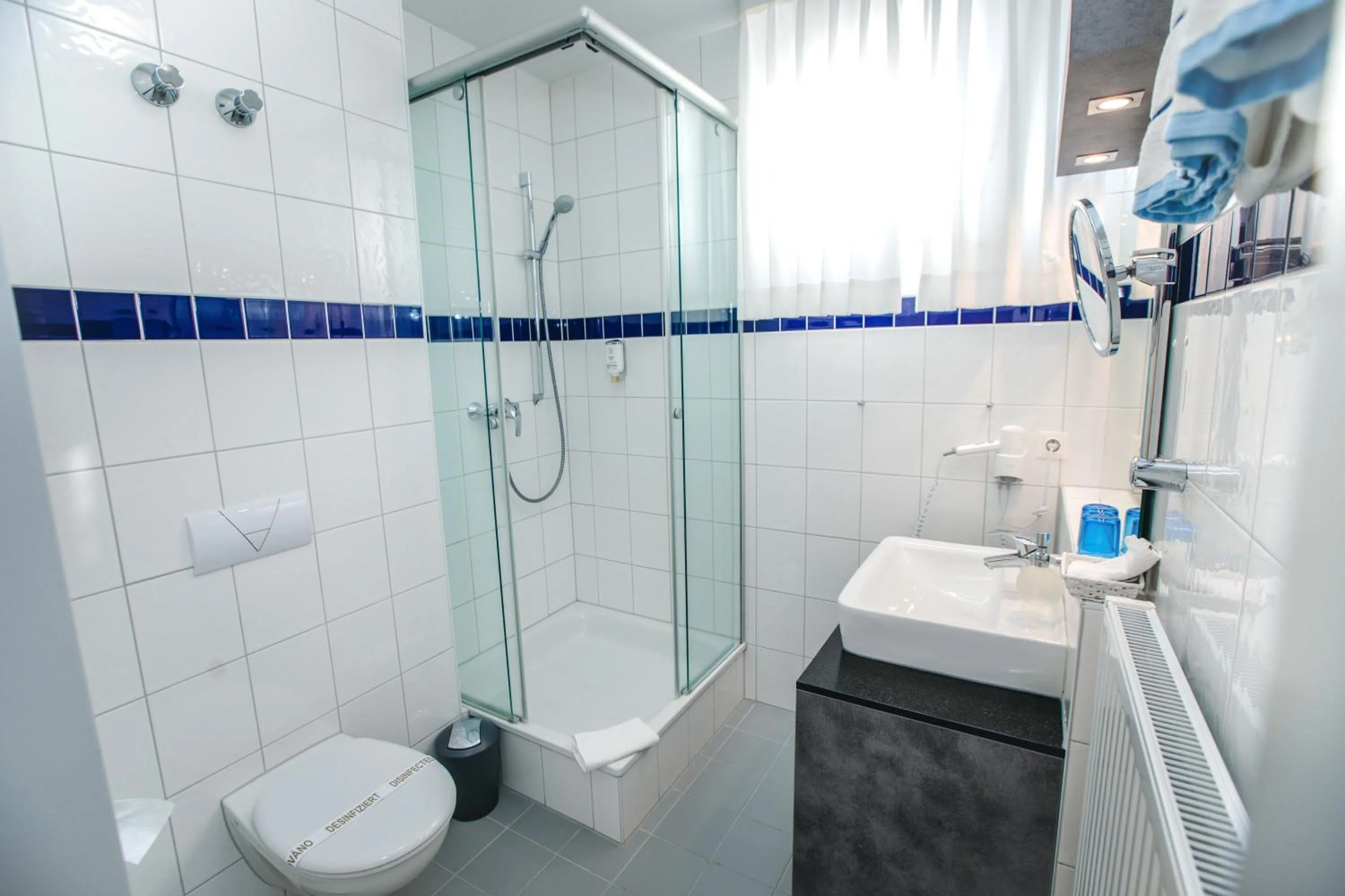 Bathroom in Johanniter Gästehaus