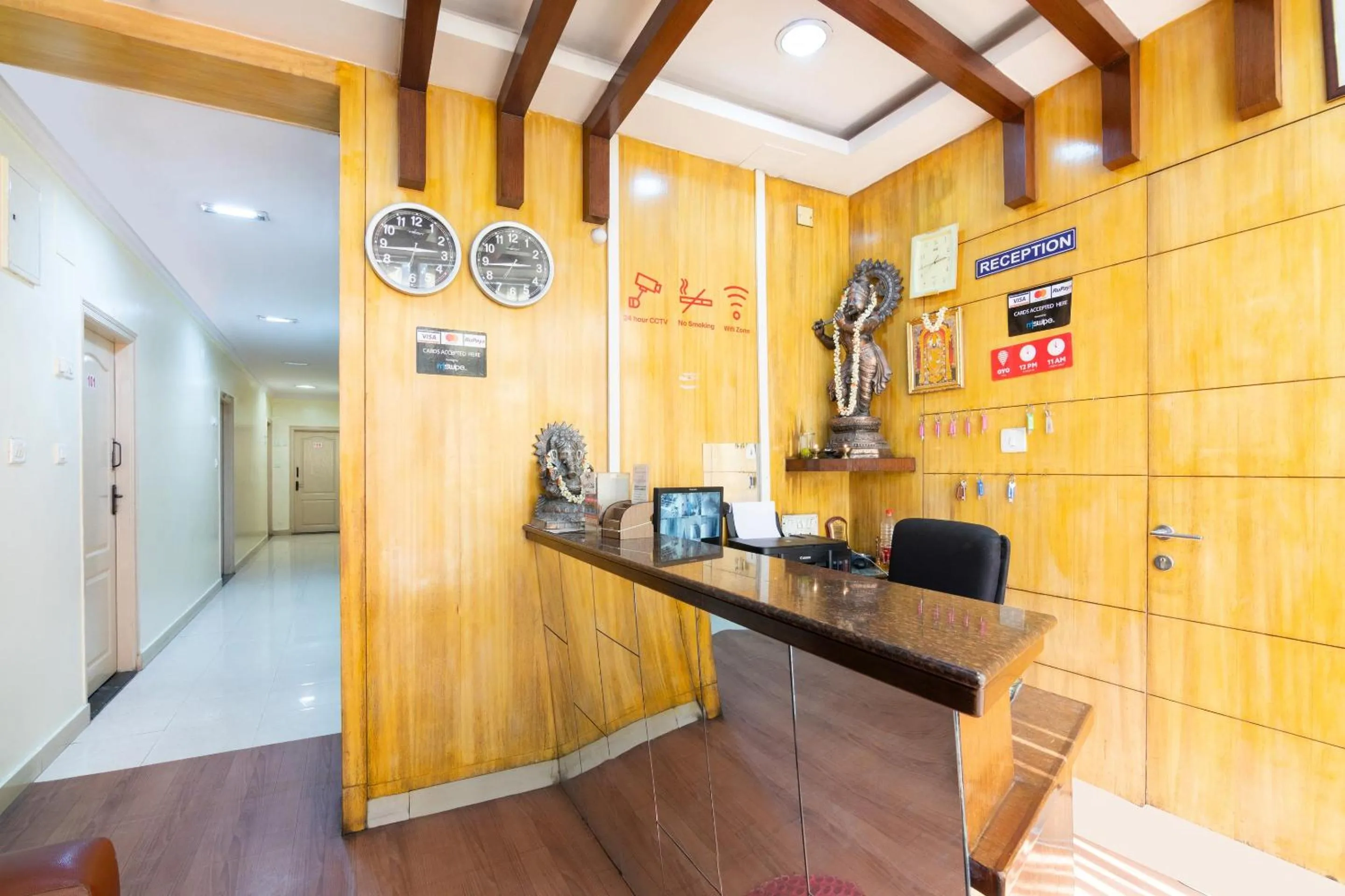 Lobby or reception in Hotel O Rajmahal Boarding & Lodging