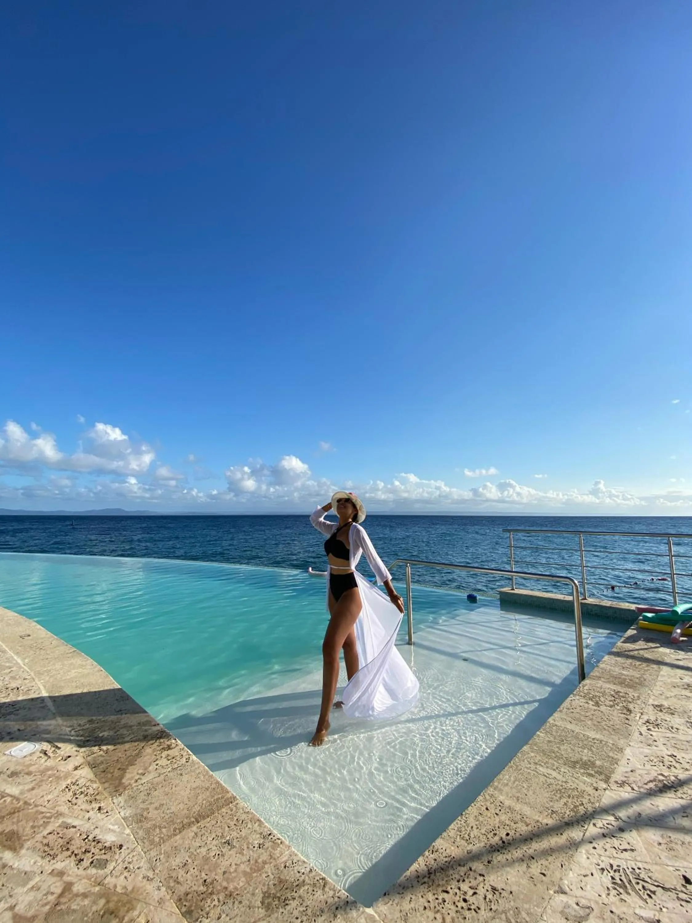 Pool view in The Bannister Hotel & Yacht Club by Mint