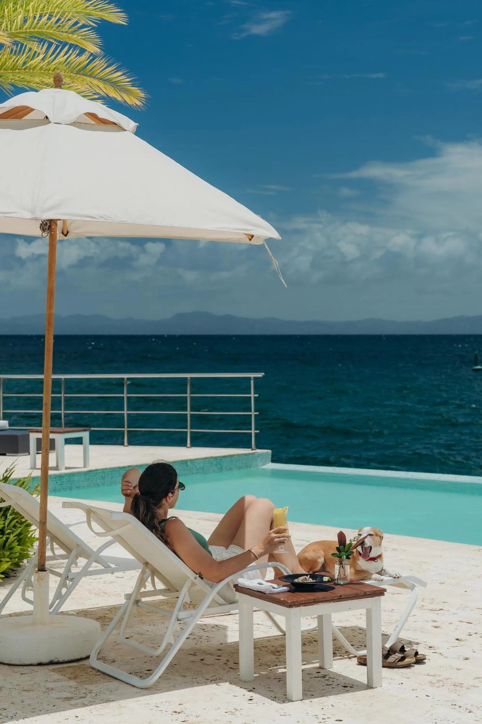 Food and drinks in The Bannister Hotel & Yacht Club by Mint