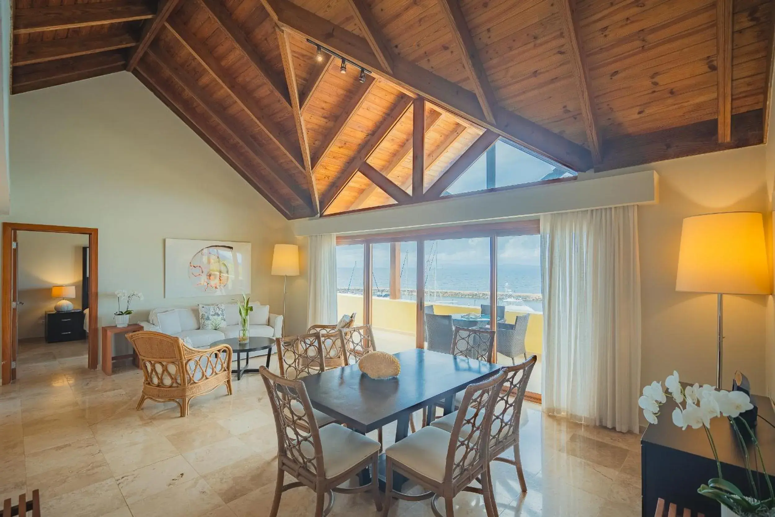 Deluxe Quadruple Room in The Bannister Hotel & Yacht Club by Mint Deluxe Quadruple Room in The Bannister Hotel & Yacht Club by Mint