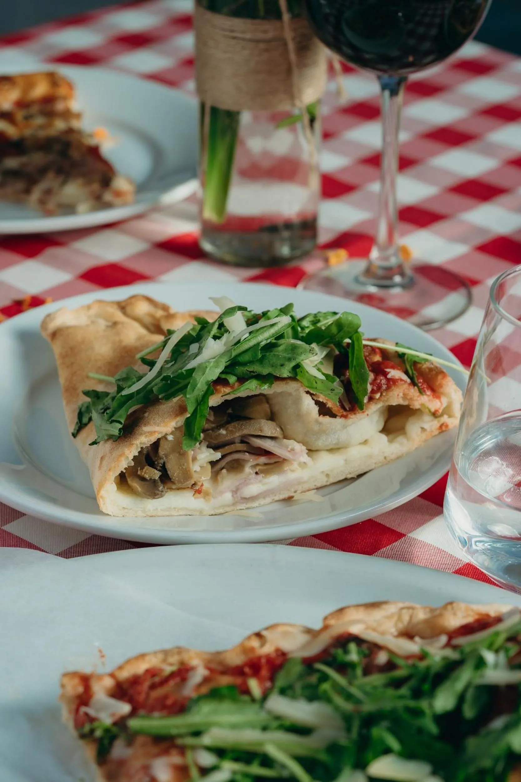 Food and drinks in The Bannister Hotel & Yacht Club by Mint