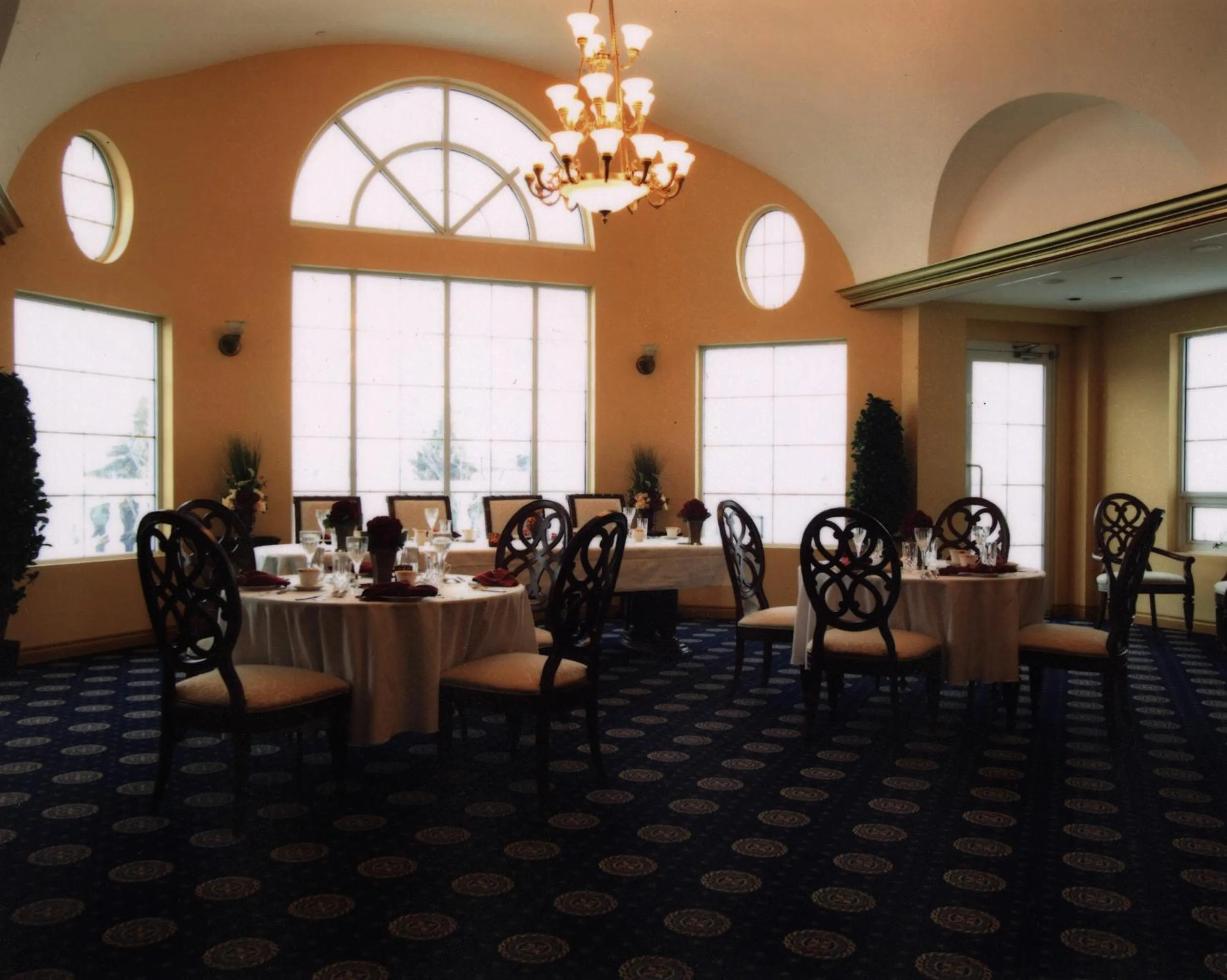Banquet/Function facilities in Chateau Louis Hotel & Conference Centre