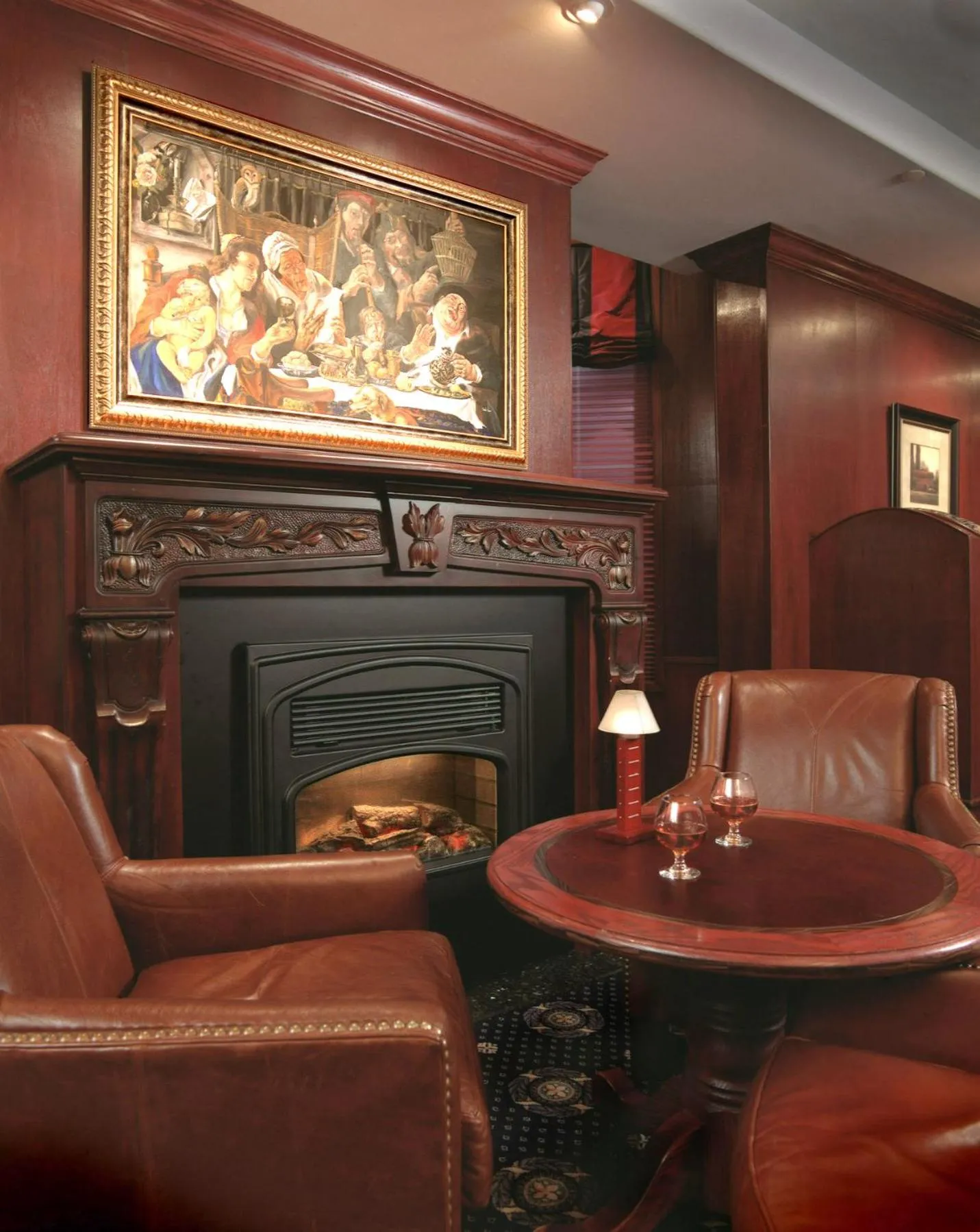 Chateau Louis Hotel & Conference Centre