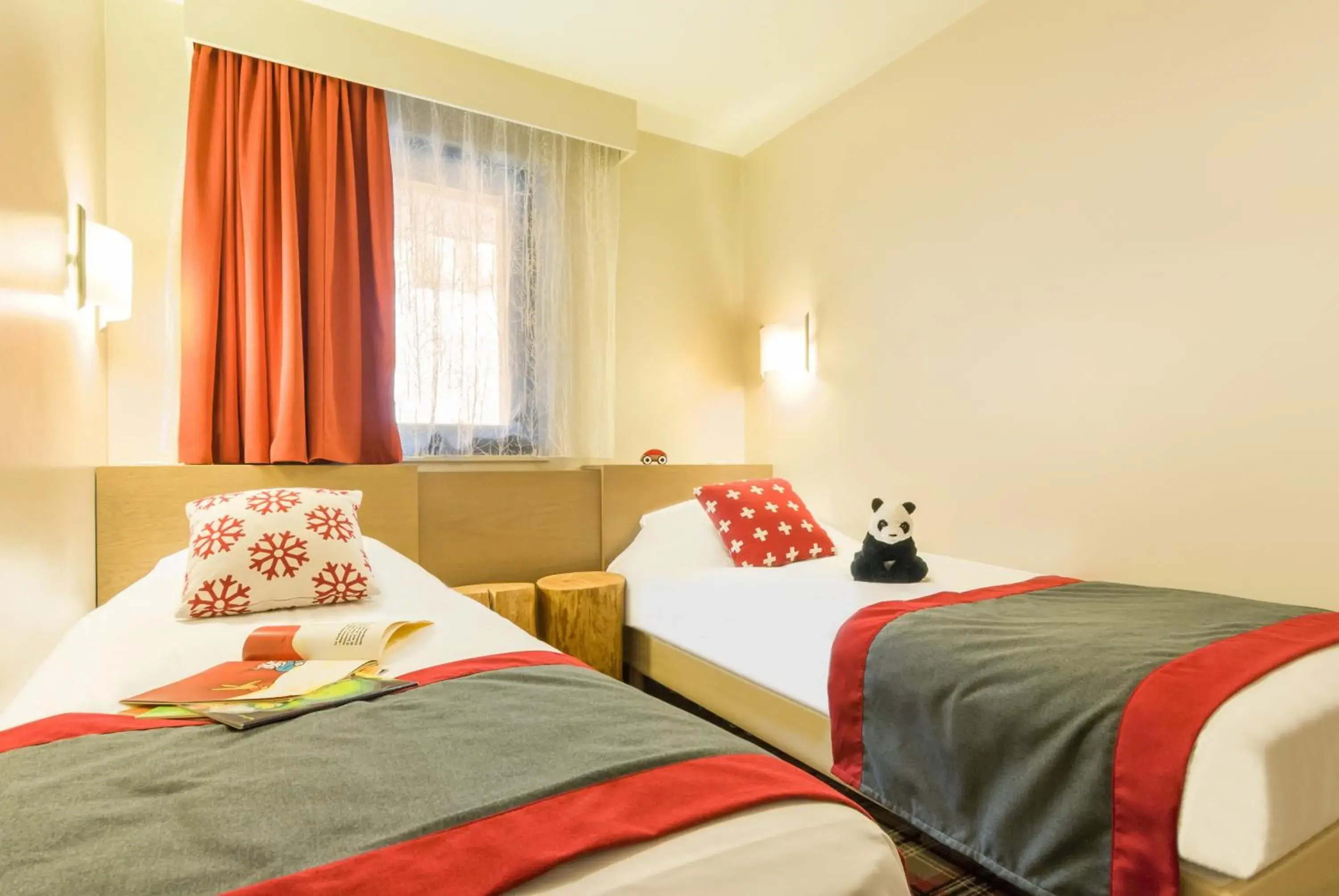 Two-Bedroom Apartment with Balcony (6 People) in Résidence Pierre & Vacances Atria-Crozats Two-Bedroom Apartment with Balcony (6 People) in Résidence Pierre & Vacances Atria-Crozats