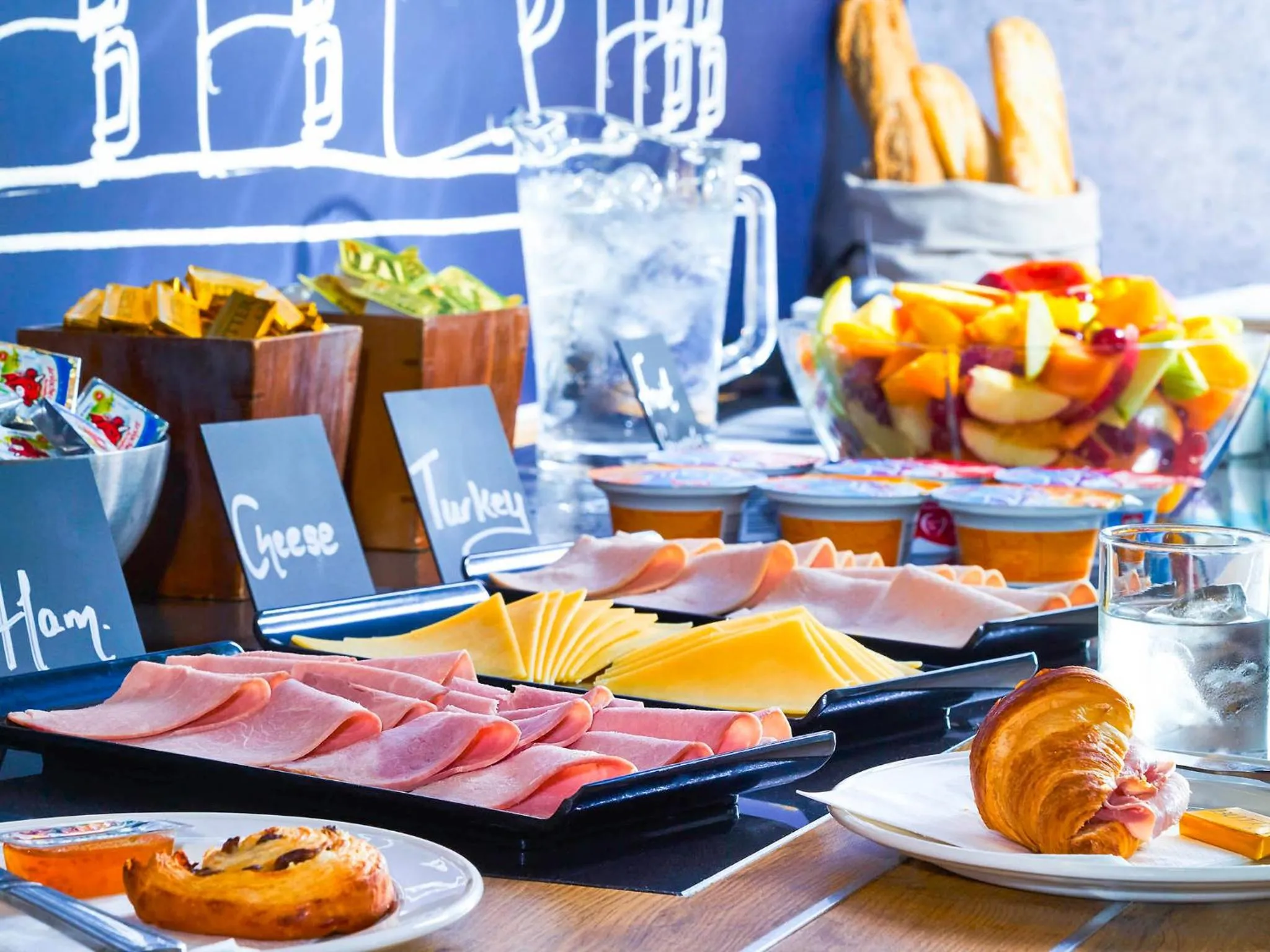 Breakfast in ibis budget Birmingham Airport Terminal Building - NEC