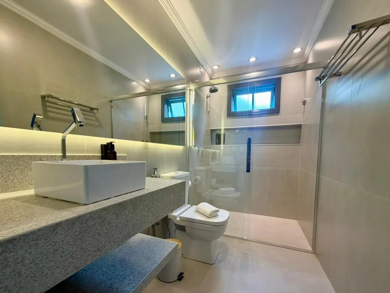 Bathroom in Pousada Chácara Das Acácias - Com Gerador De Energia