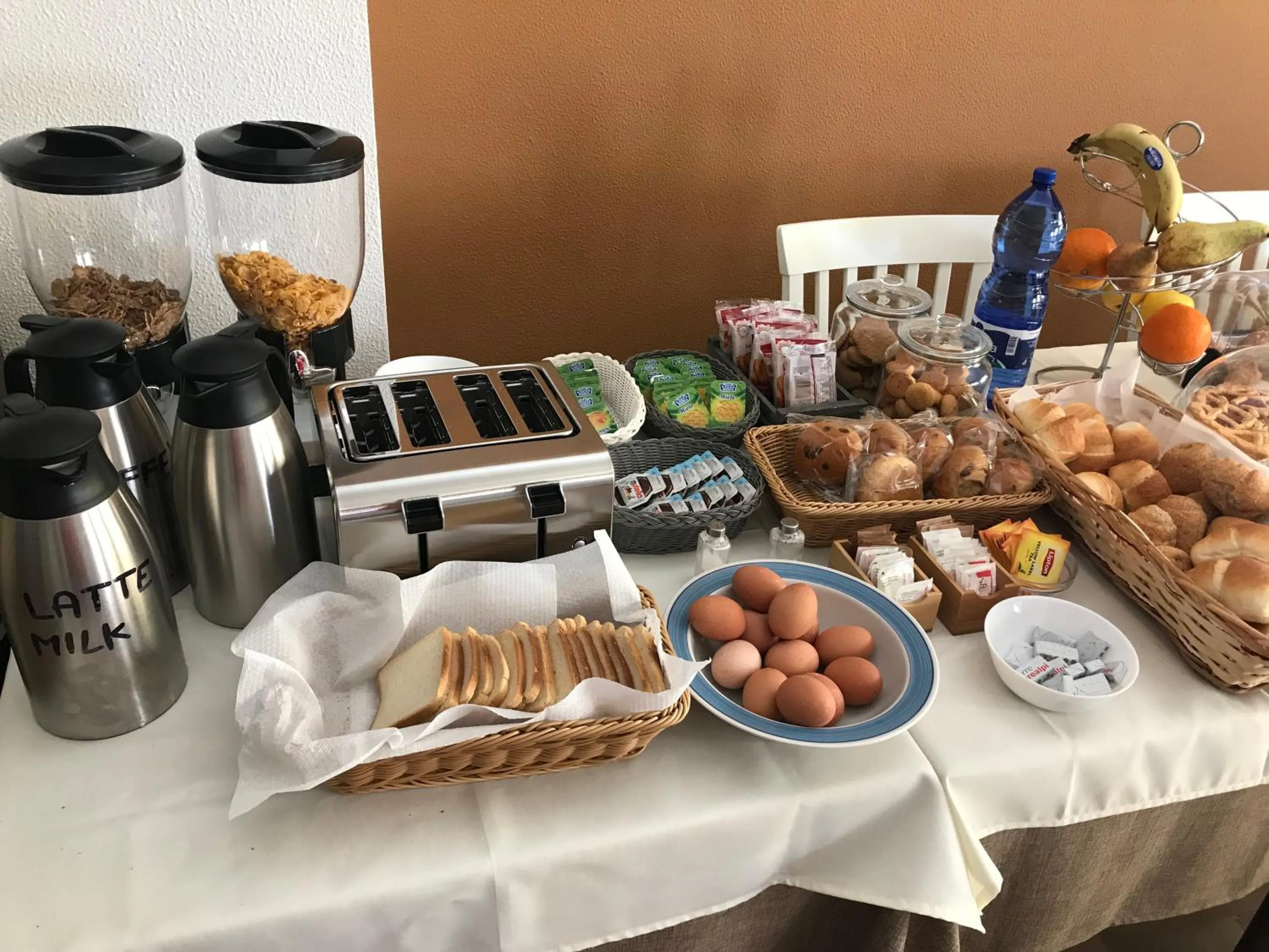 Breakfast in Hotel La Sirenetta