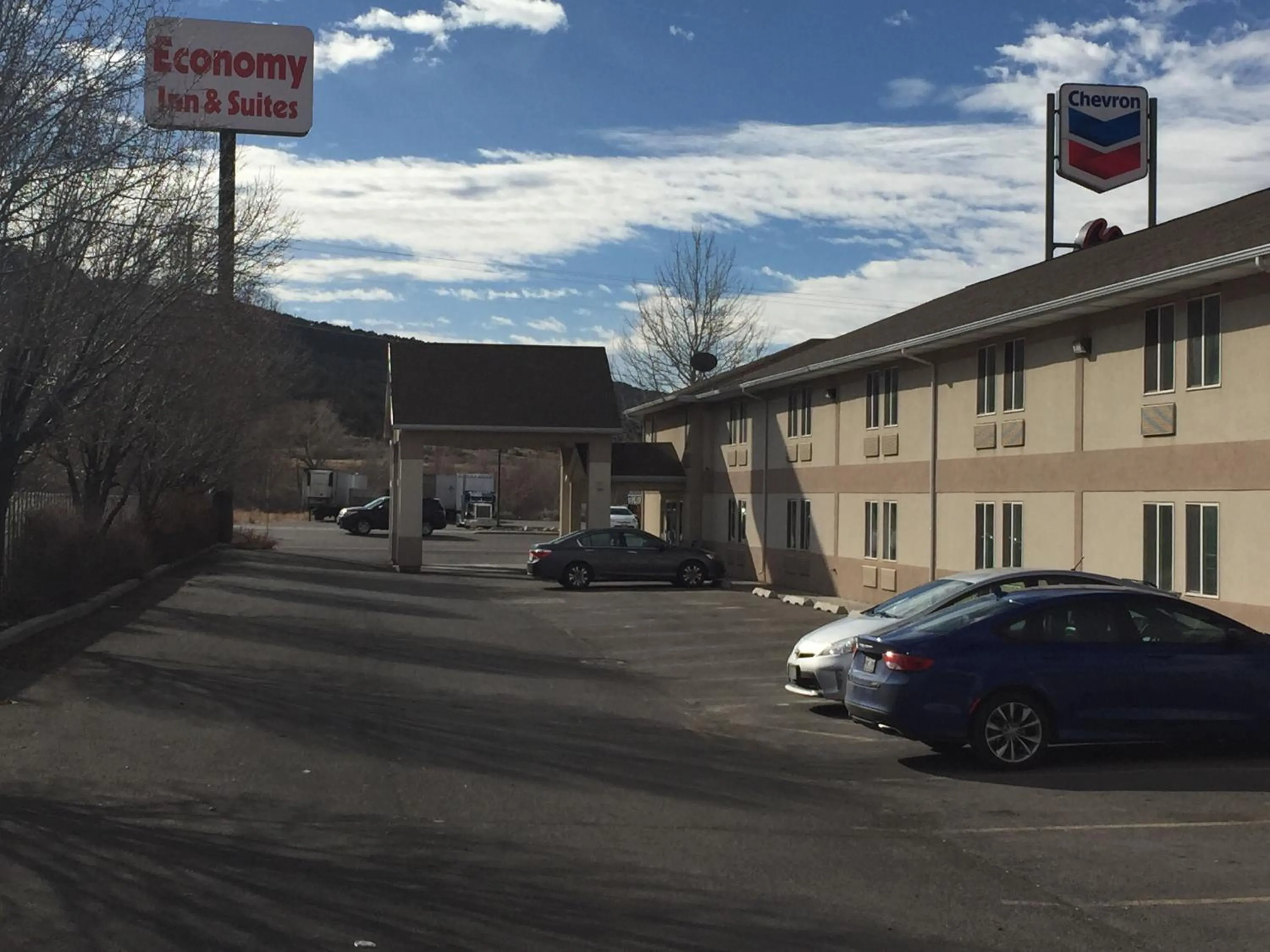 Property building in Economy Inn & Suites