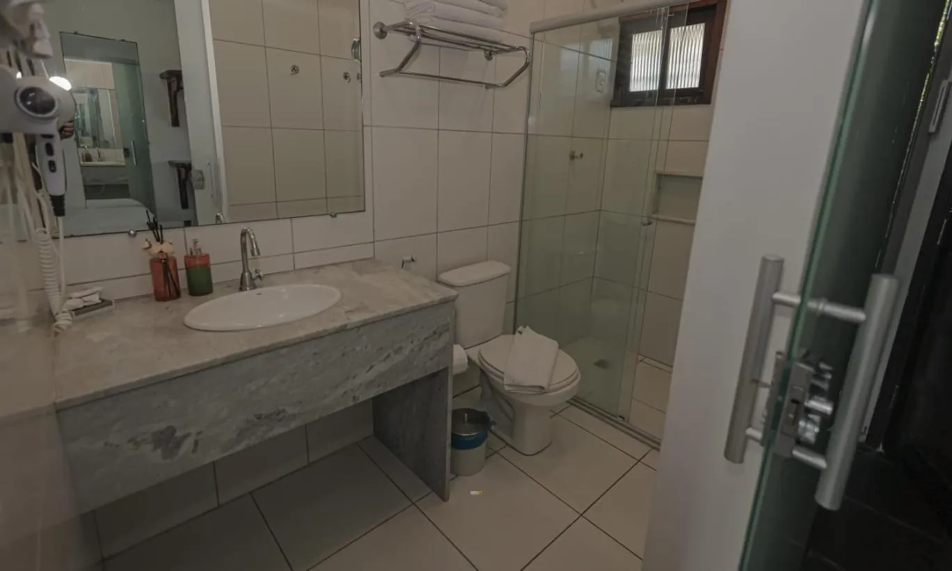 Toilet in Pousada Guaratiba