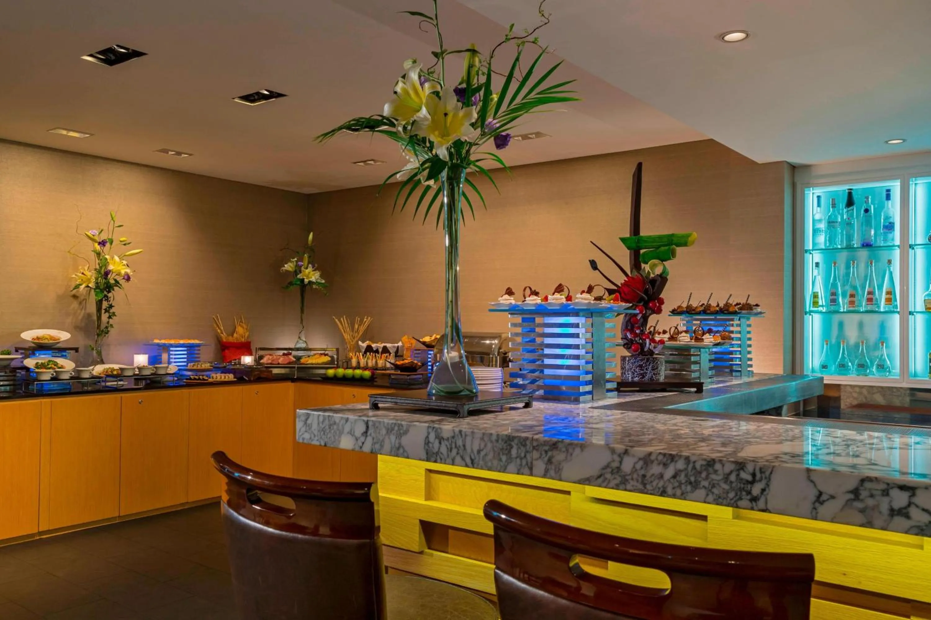 Lounge or bar in The Westin Lima Hotel & Convention Center