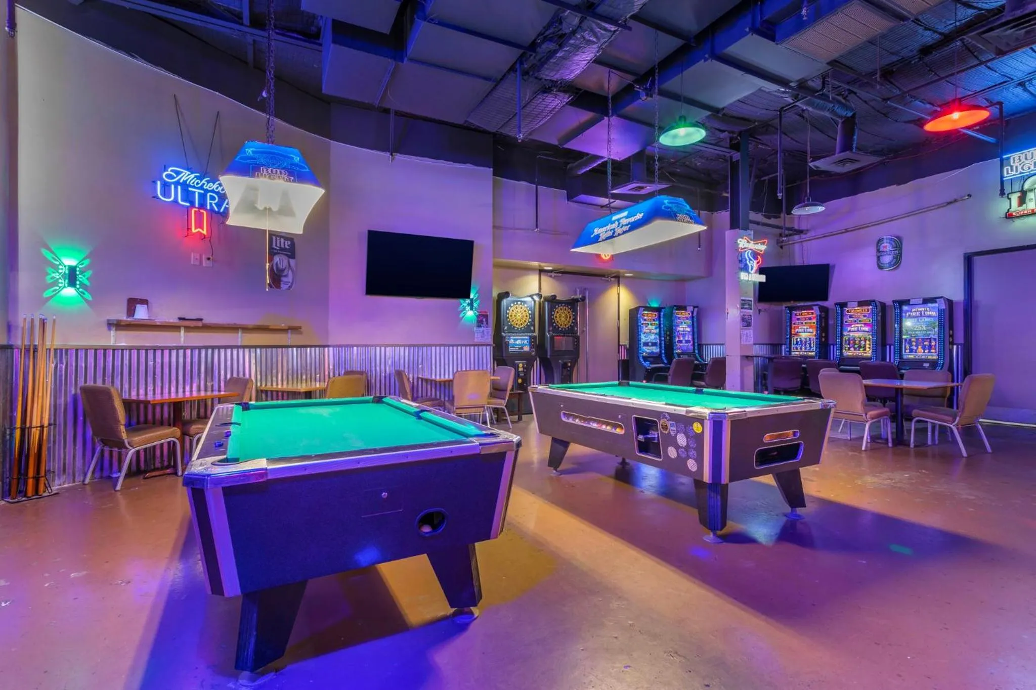 Lounge or bar in Red Roof Inn La Marque