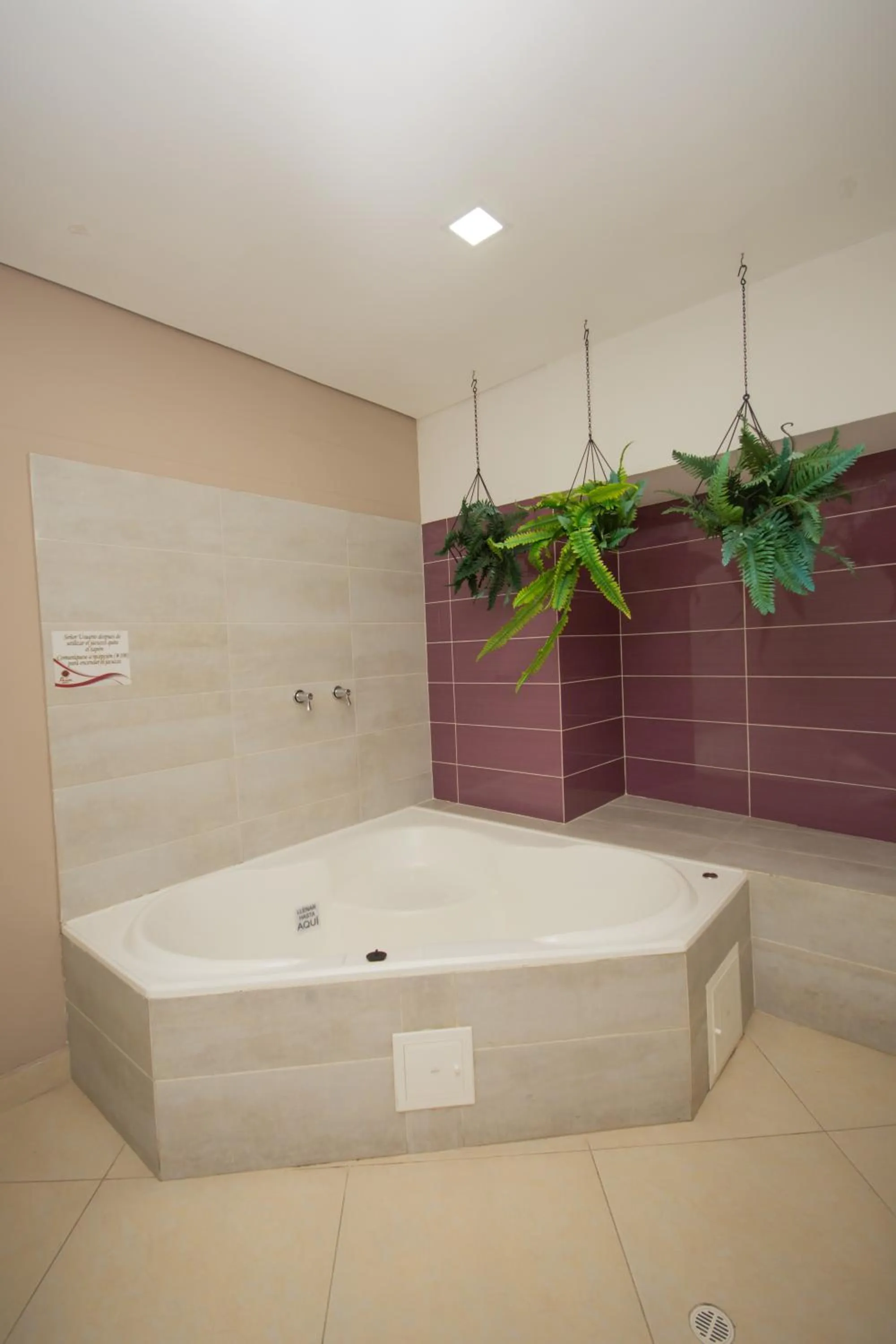 Hot Tub in Hotel Perlatto