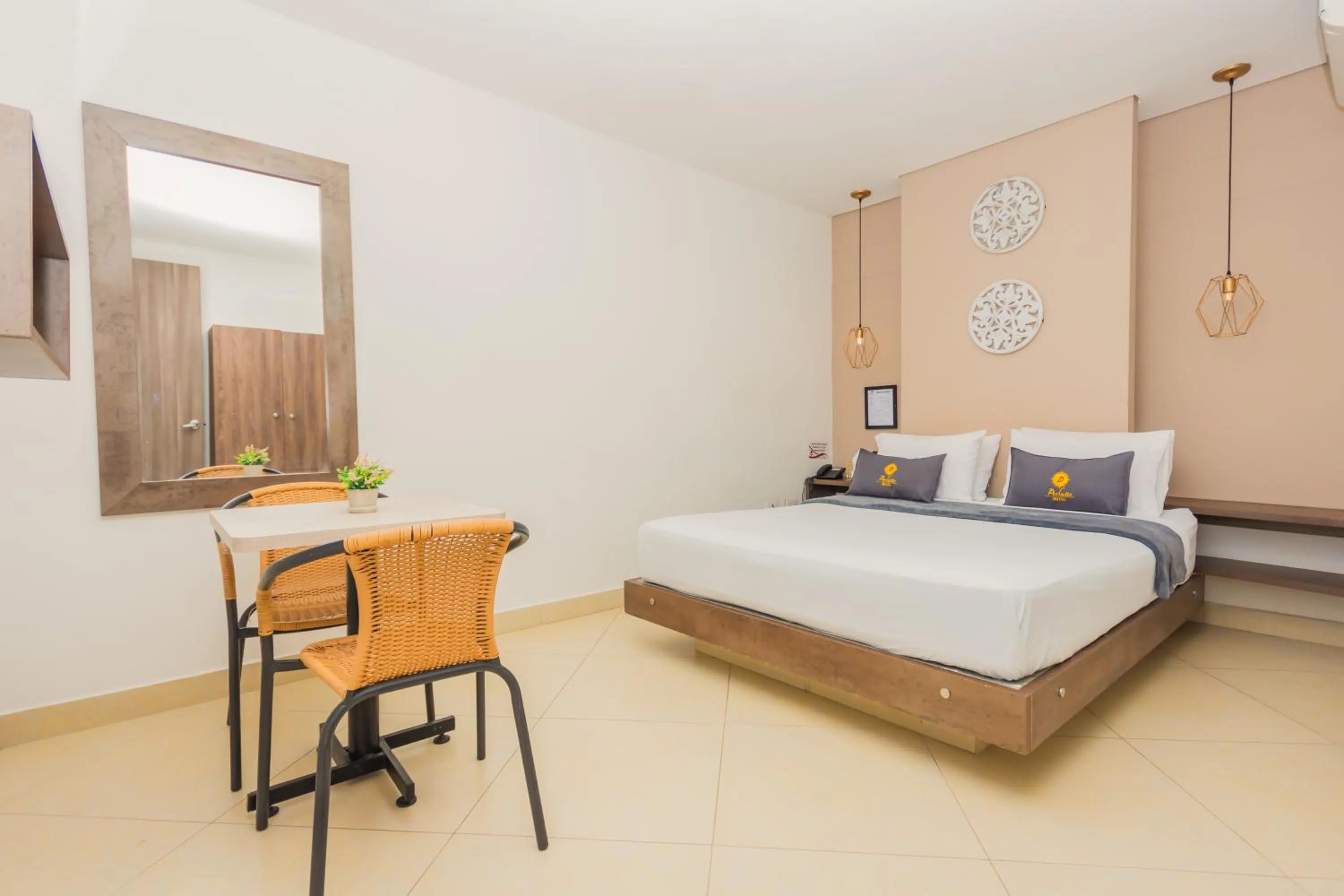 Bedroom, Bed in Hotel Perlatto