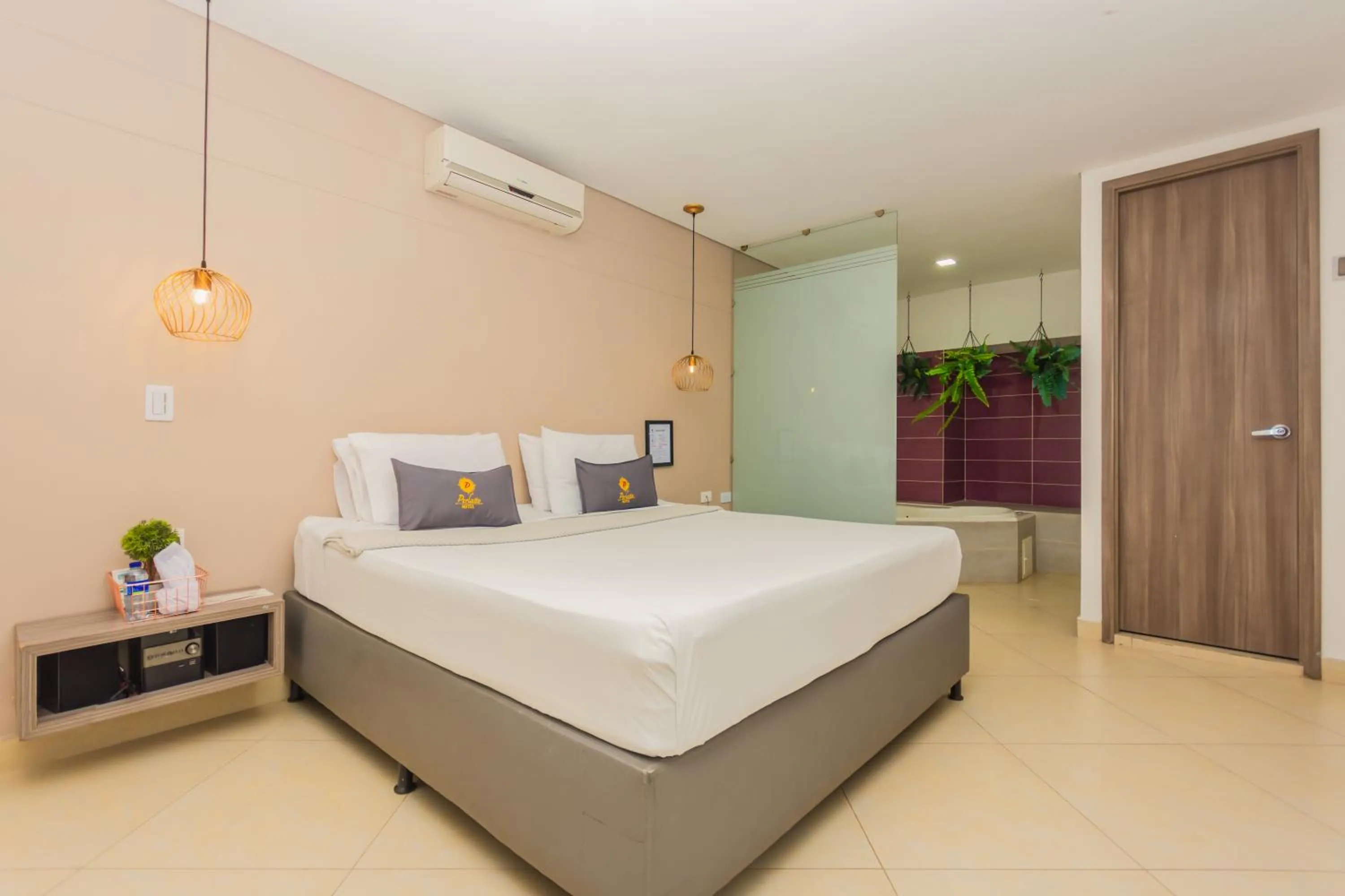 Bed in Hotel Perlatto