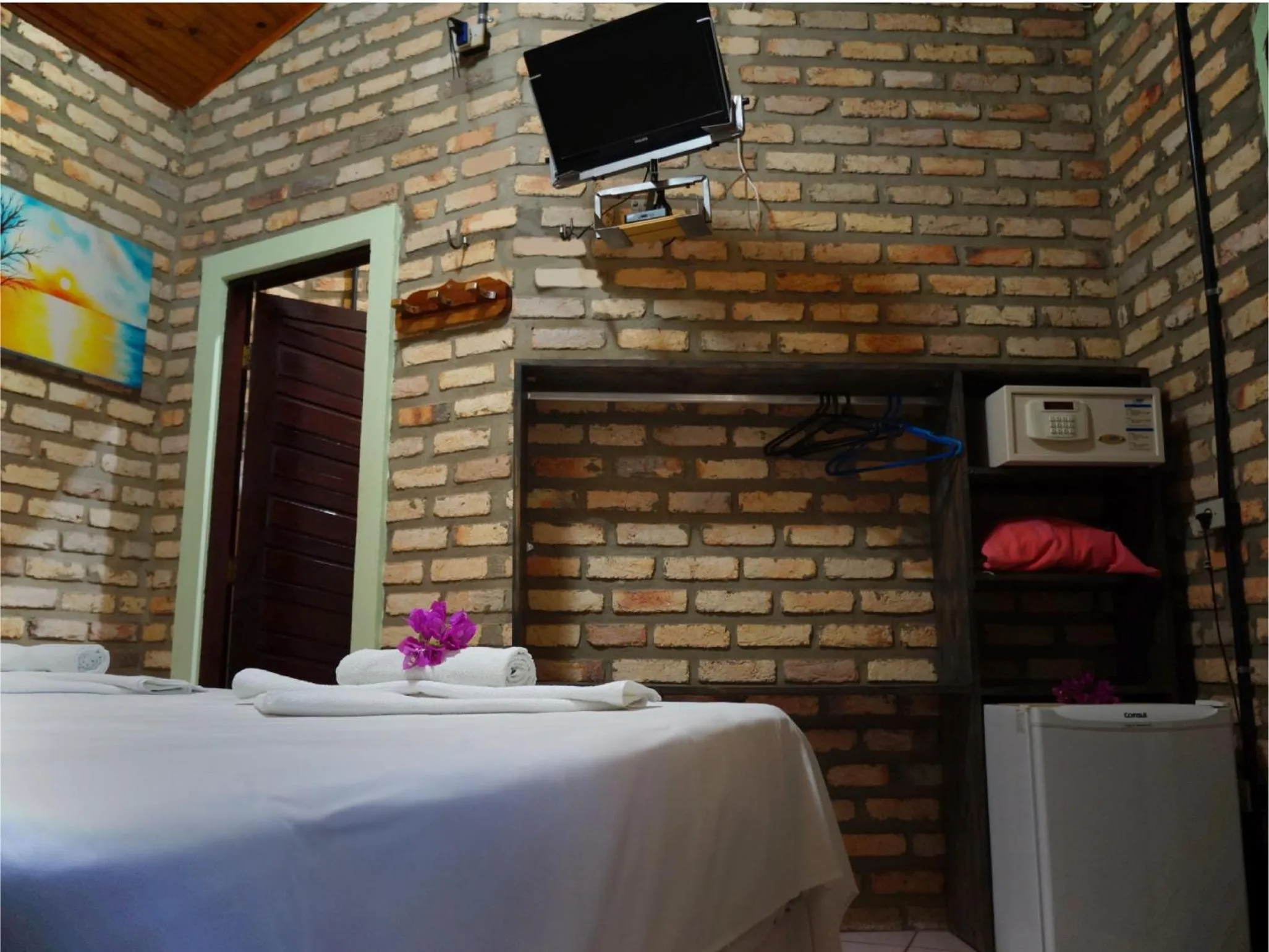 Photo of the whole room, Bed in Pousada Mar de Estrelas