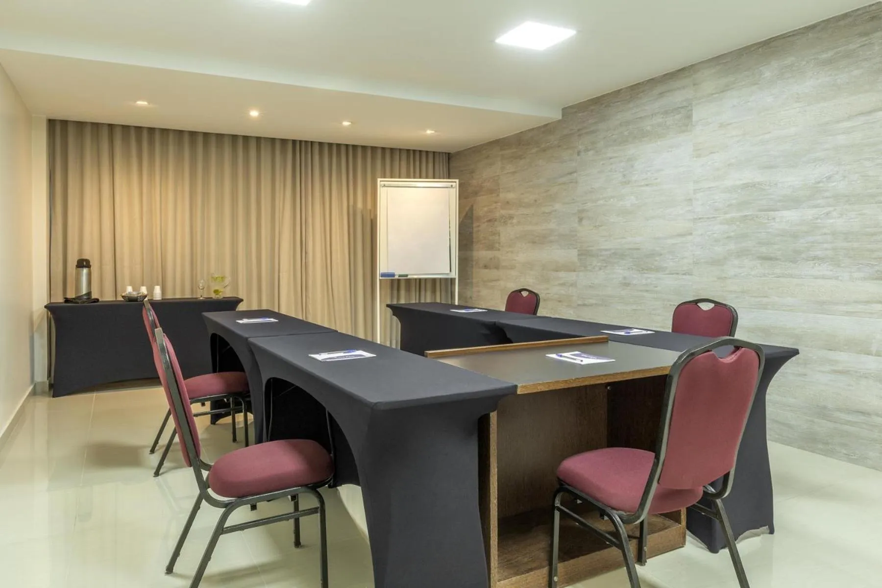 Sia Park Executive Hotel