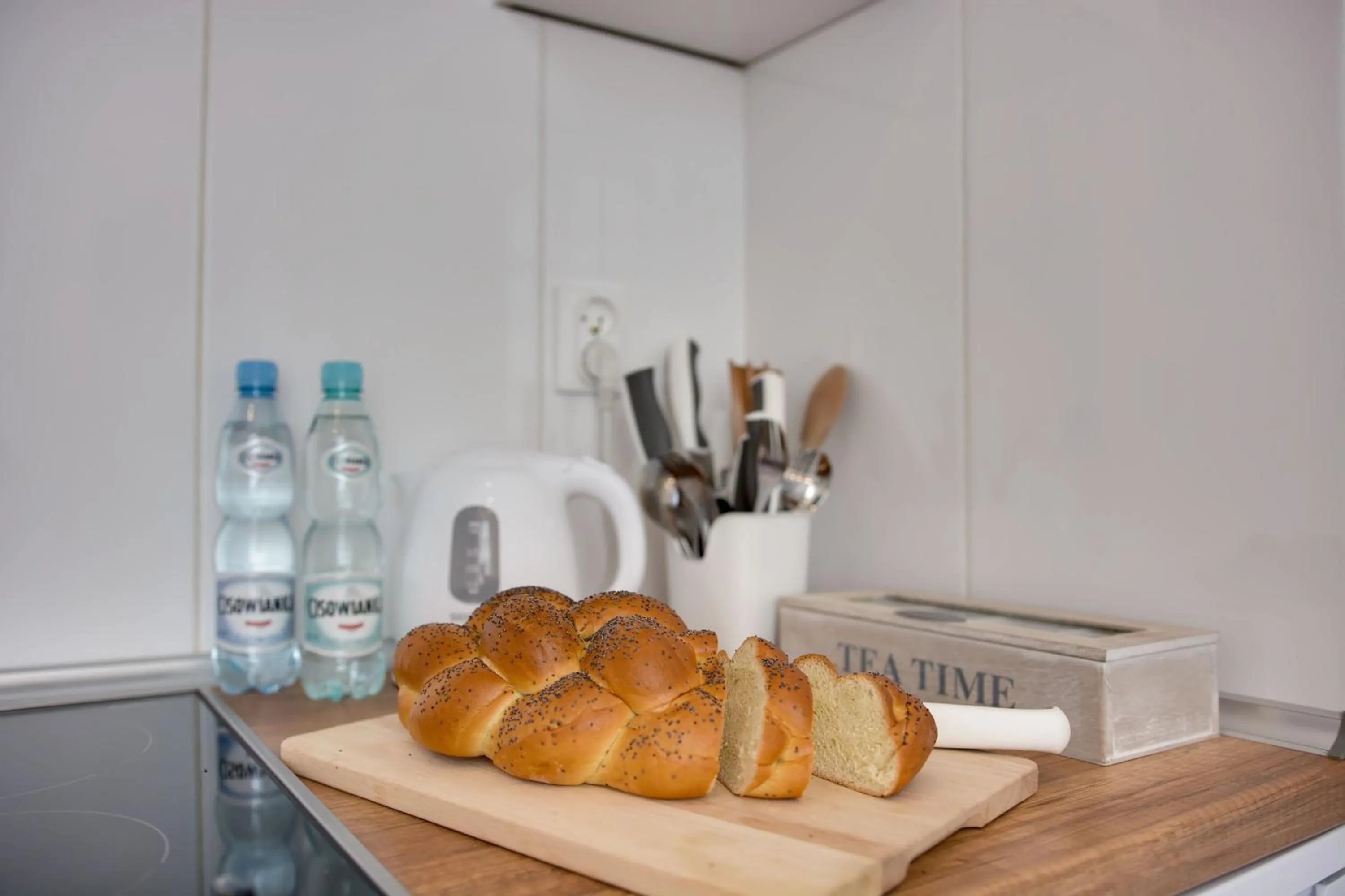 Coffee/tea facilities in KATO Apartamenty Centrum