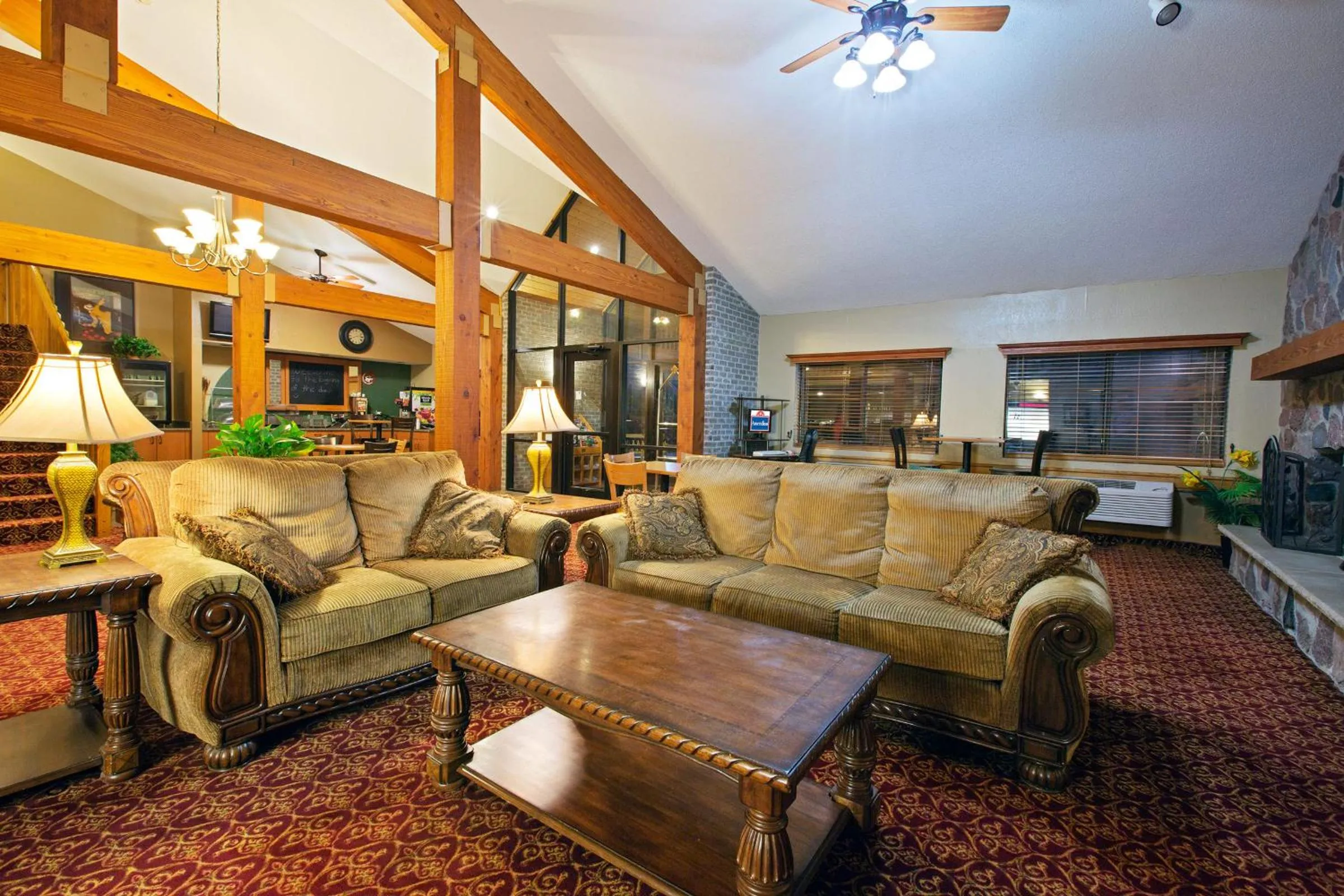 Lobby or reception in AmericInn by Wyndham Ham Lake