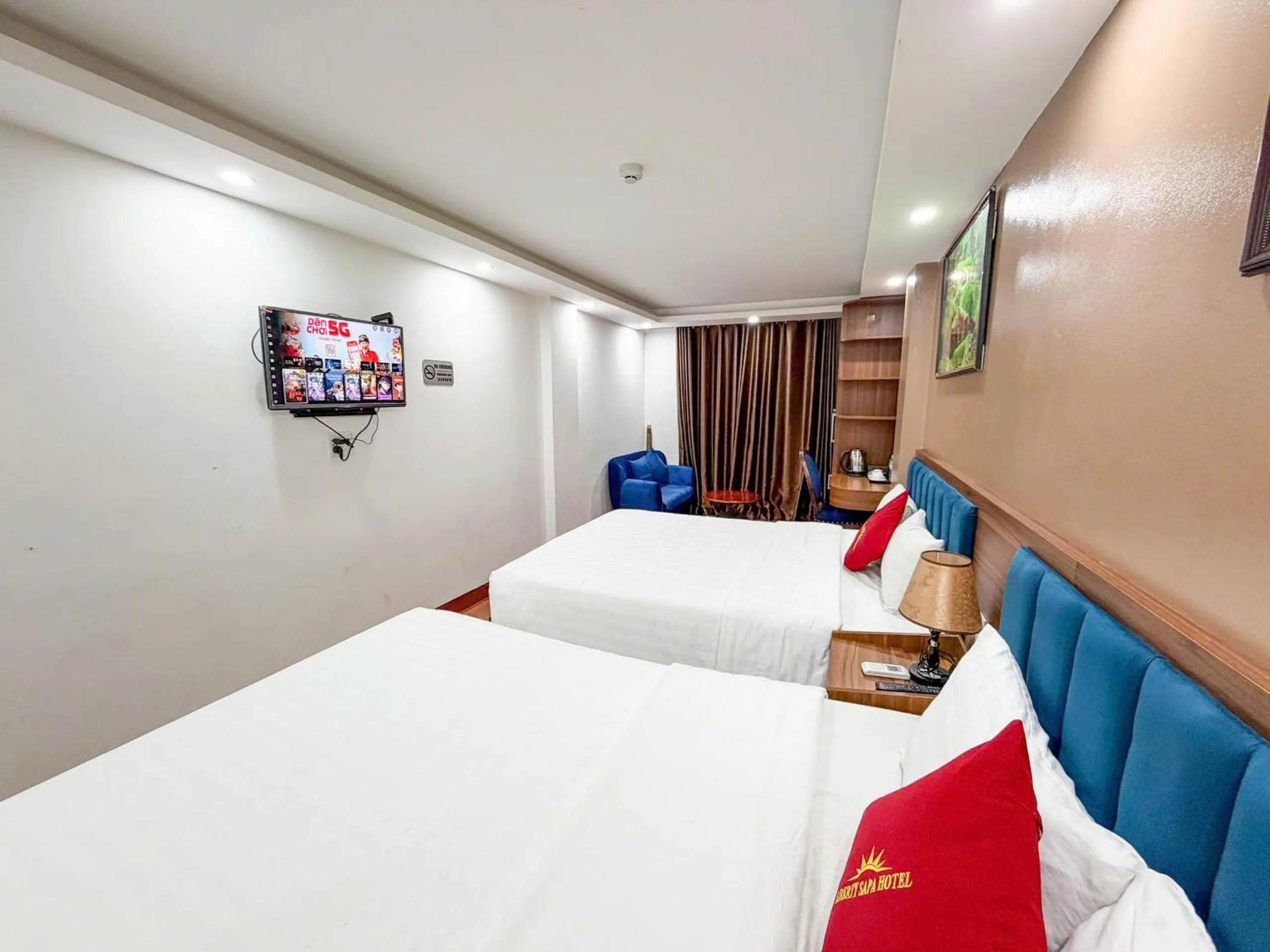 Bedroom, Bed in Liberty Sapa Hotel